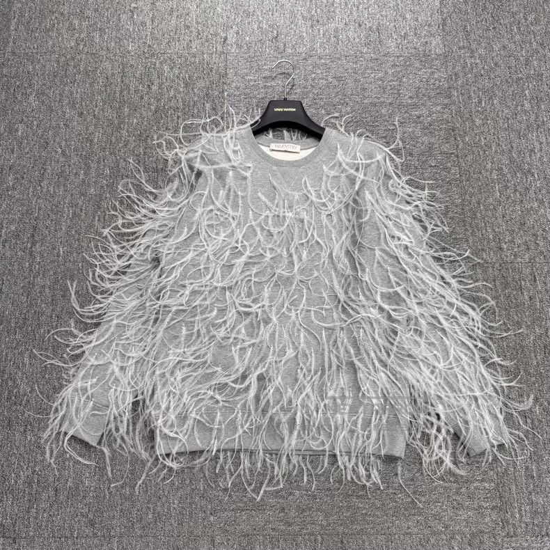 Valentino Valentino Feather sweatshirt Size XS / US 0-2 / IT 36-38 - 1 Thumbnail