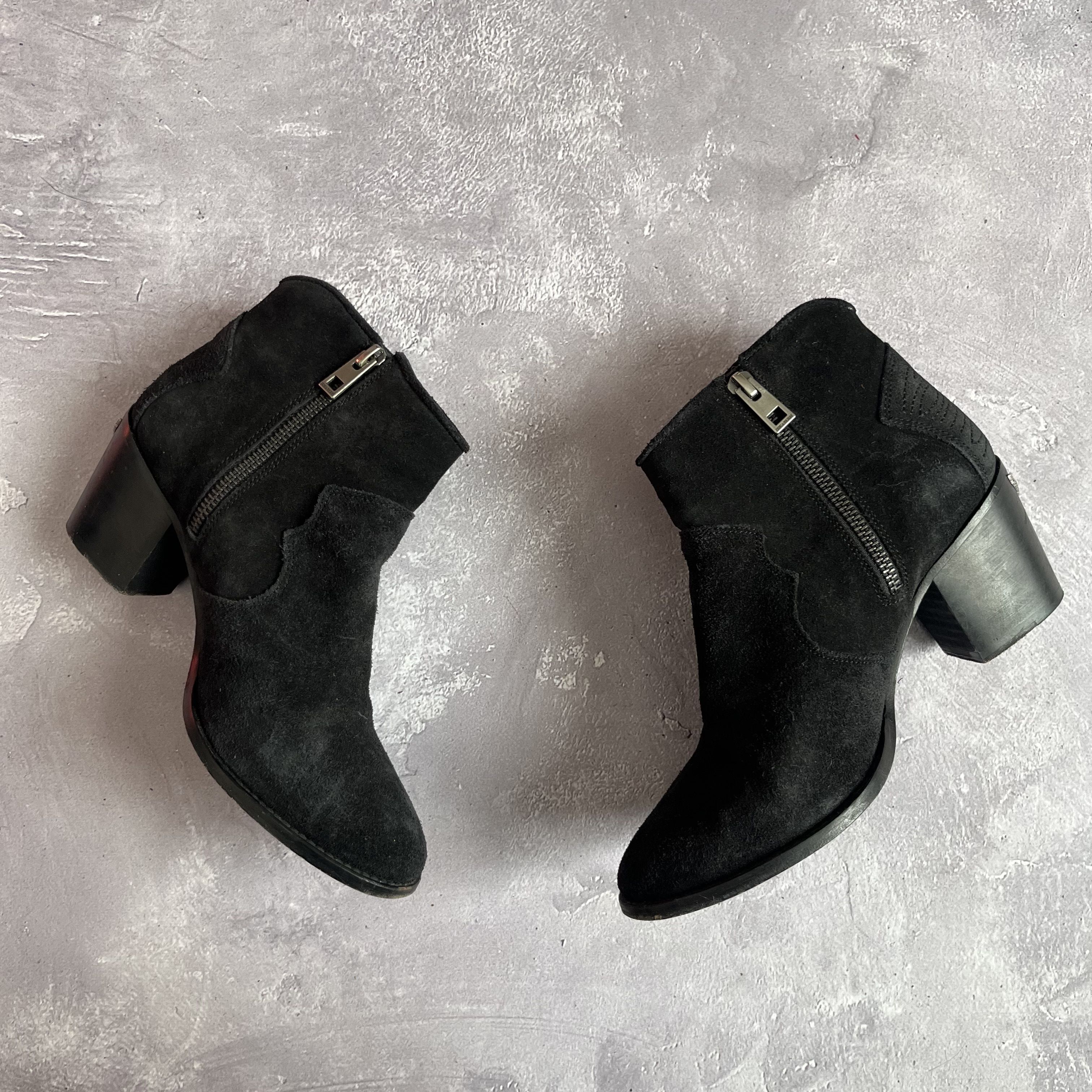 Zadig & Voltaire Zagid & Voltaire Suede Ankle Booties Block Heel Western Size US 7 / IT 37 - 2 Thumbnail