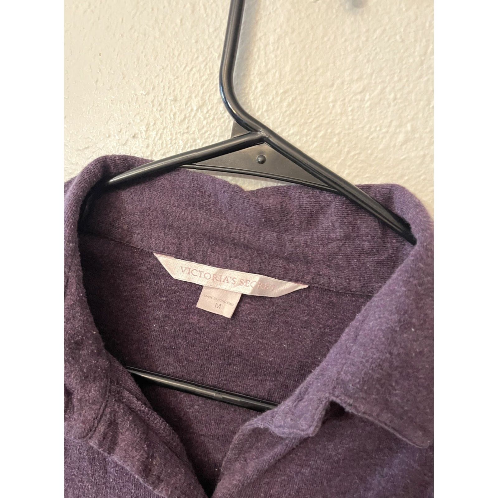 Victoria's Secret VINTAGE Victoria's Secret Purple Long Sleeve Button Up Shirt Medium Collared Womens Size M / US 6-8 / IT 42-44 - 2 Thumbnail