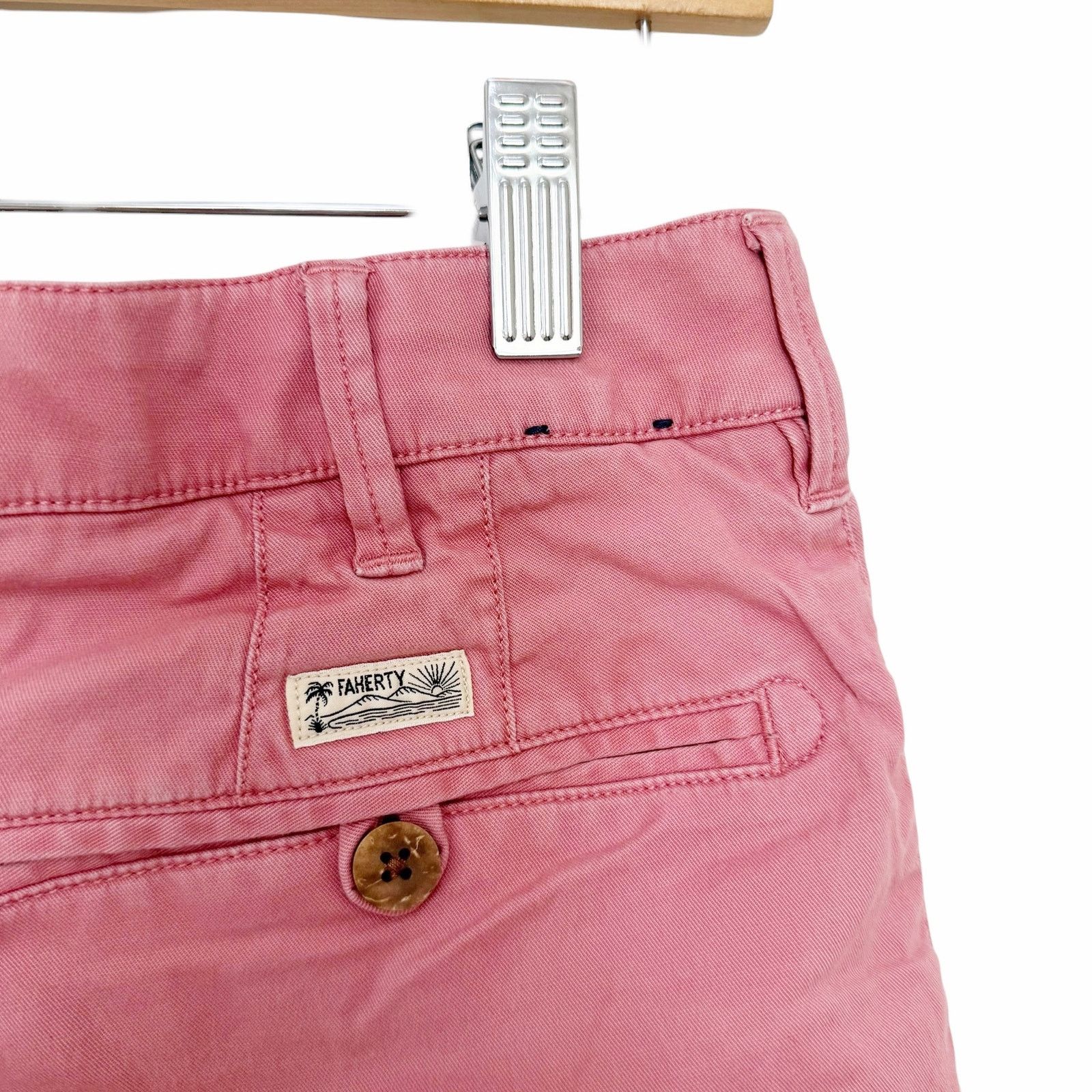 Faherty Faherty Pink Salmon Flat Front Chino Shorts Sz 29 Size US 29 - 5 Thumbnail