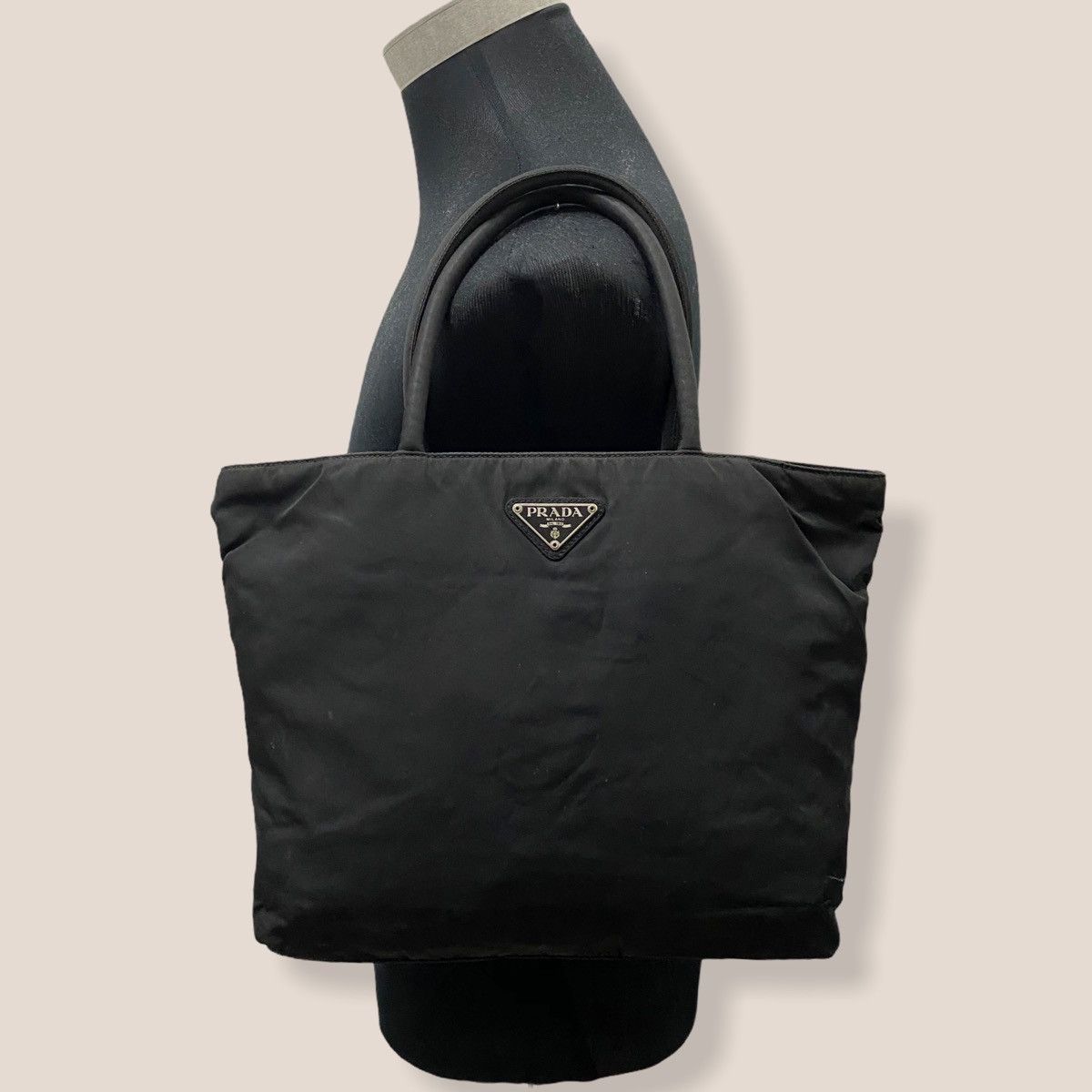Prada ‼️LASTDROP‼️ AUTHENTIC PRADA MILANO NYLON CARRY HANDBAG Size ONE SIZE - 5 Thumbnail