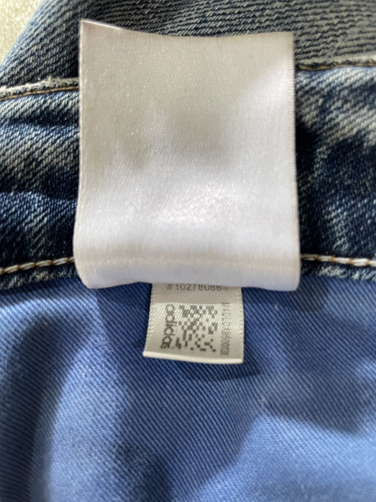 Adidas Vintage Adidas Faded Distress Blue Denim Jeans Size US 33 - 9 Thumbnail