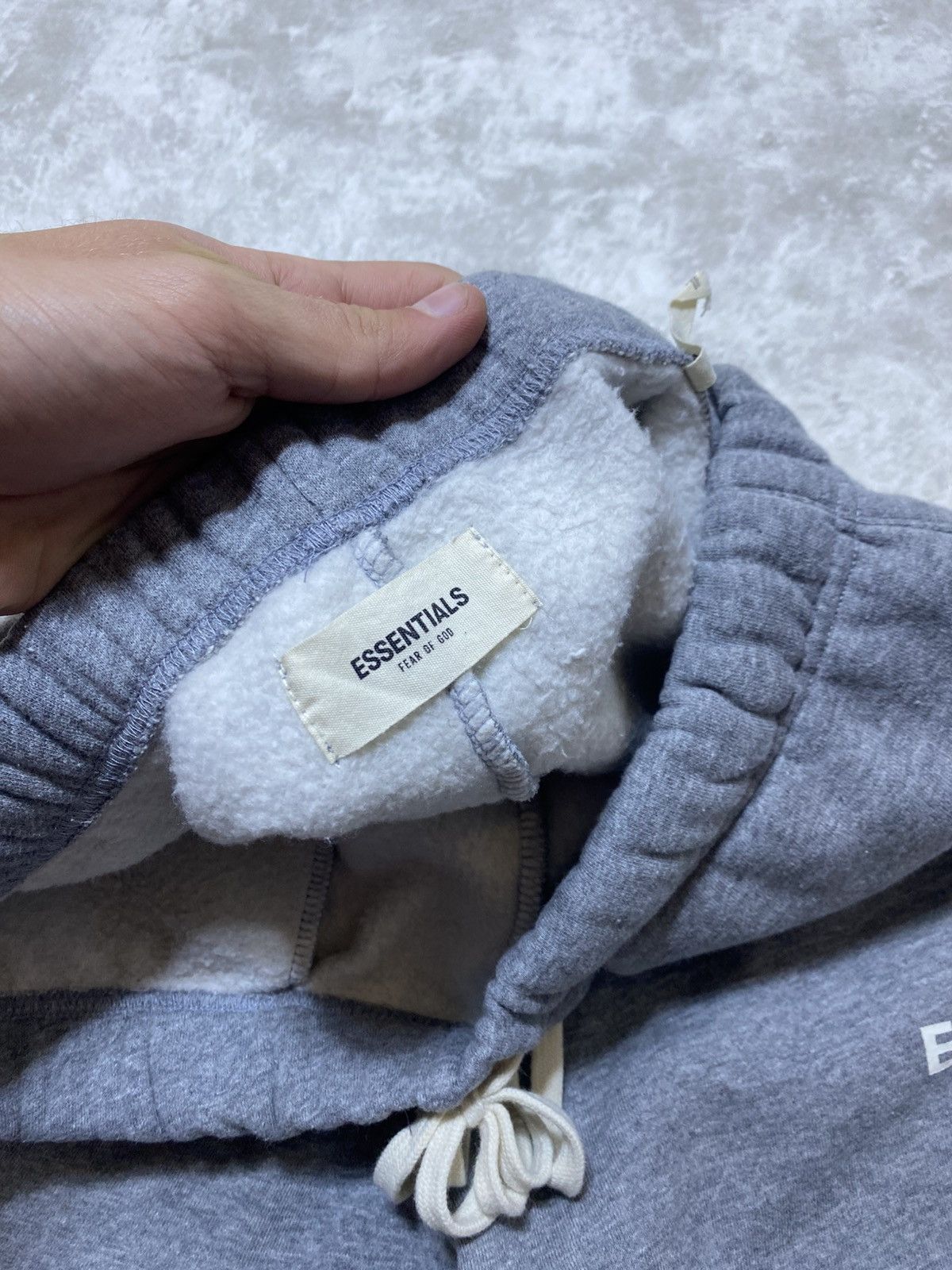 Fear of God Hype Y2K Fear of God Essentials Sweat Shorts Grey Heather Size US 32 / EU 48 - 5 Thumbnail