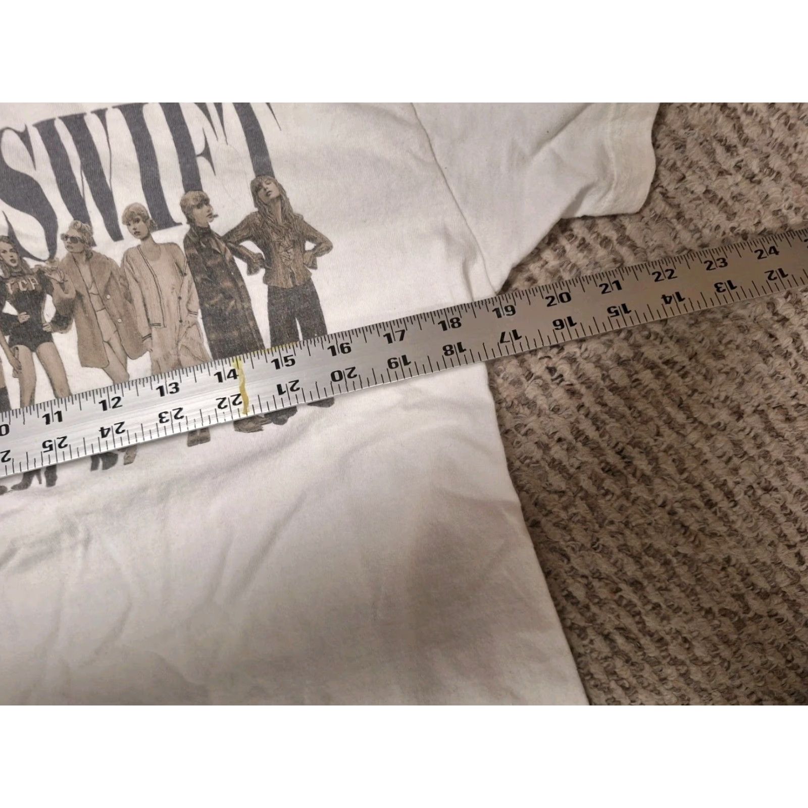 Vintage Taylor Swift Shirt Unisex Adults M White Band Pop Paramore Nashville TN Country Midnights Eras Tour Size US M / EU 48-50 / 2 - 4 Thumbnail