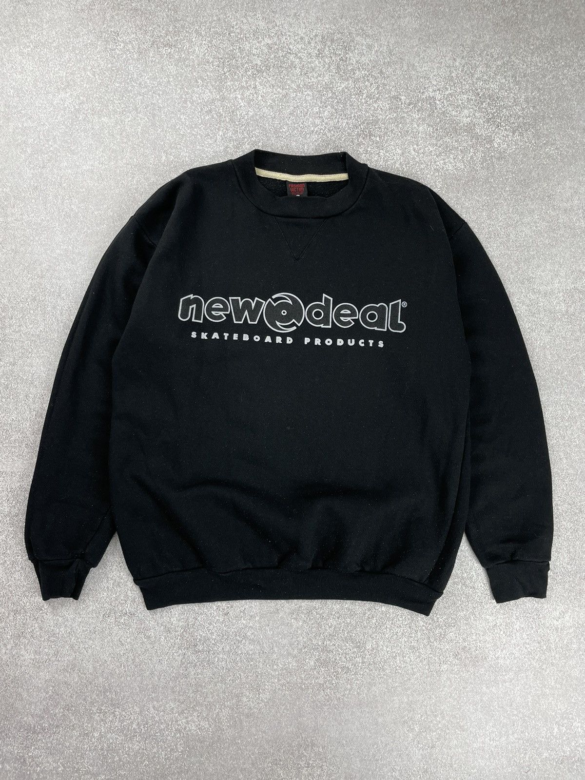 Fashion Victim × Powell Peralta × Vintage Vintage New Deal Fashion Victim Skateboarding Sweatshirt Size US XL / EU 56 / 4 - 1 Thumbnail