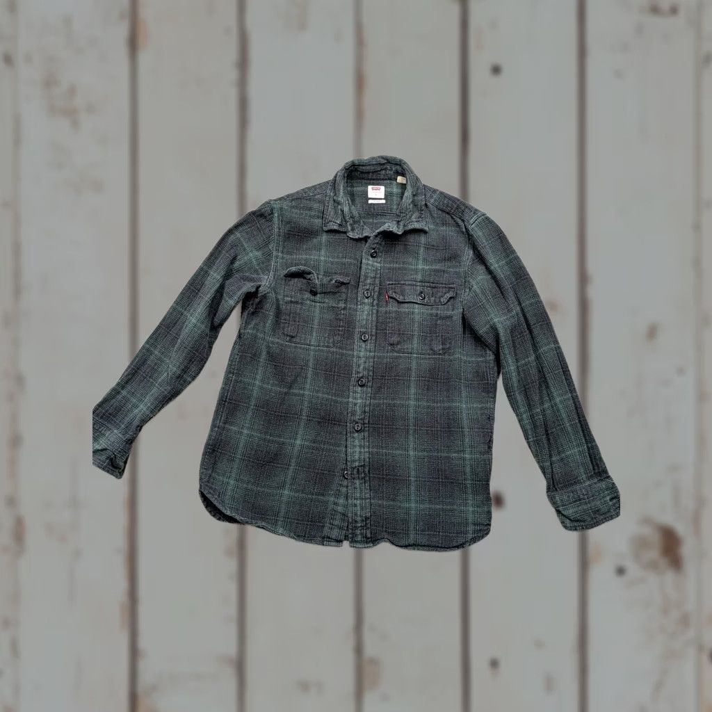 Levi's VINTAGE Levi's Flannel Shirt Men Small Button Green Plaid Pockets Thick Heavy Long Sleeve Size US S / EU 44-46 / 1 - 1 Thumbnail