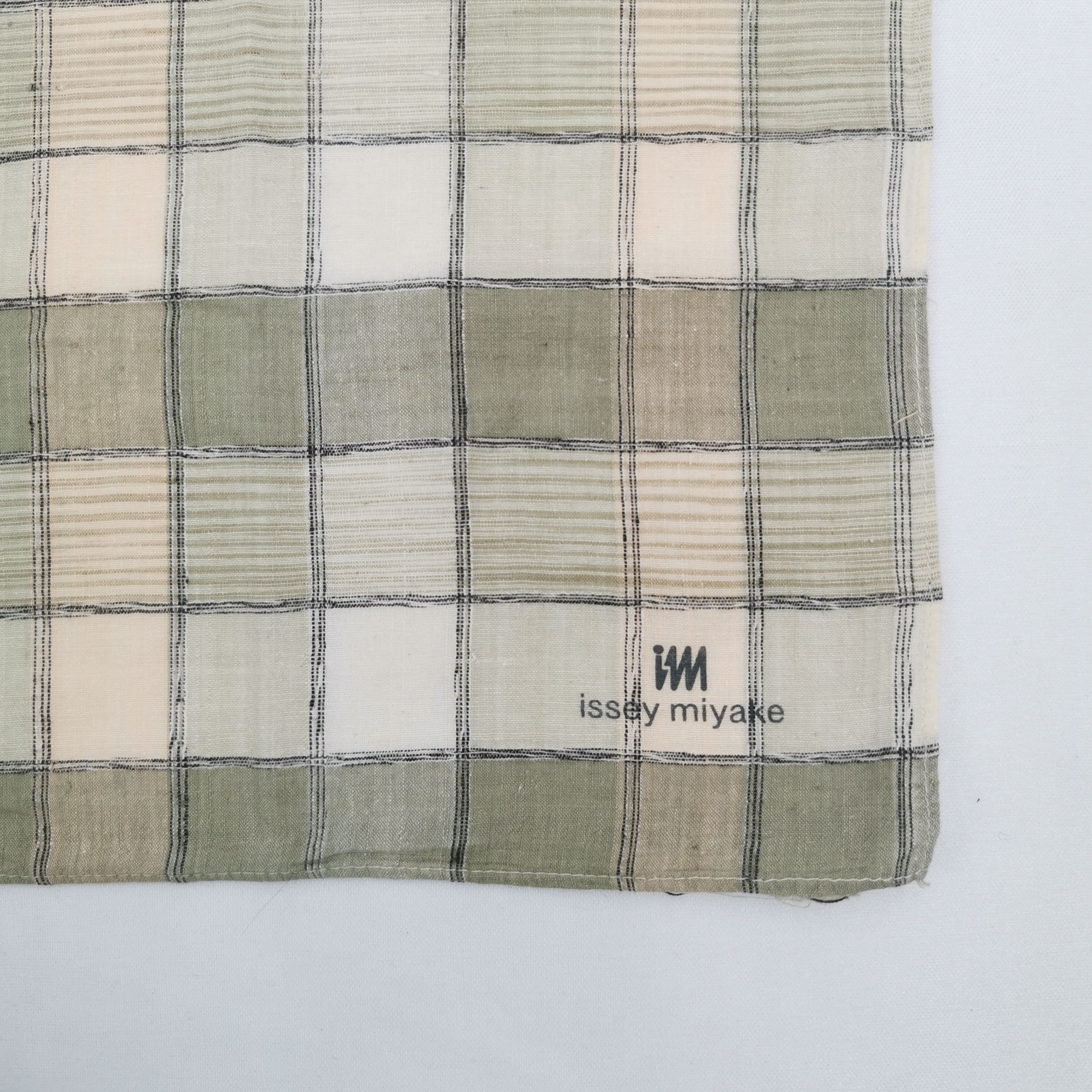 Issey Miyake Vintage Issey Miyake Handkerchief Neckerchief 56789 Size ONE SIZE - 3 Thumbnail