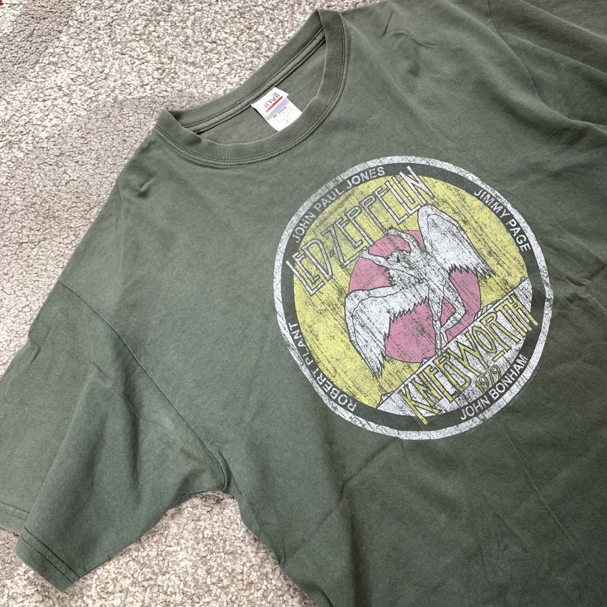 Anvil Vintage 2006 Led Zeppelin Knebworth 1979 Circle T-Shirt. Size US L / EU 52-54 / 3 - 6 Thumbnail