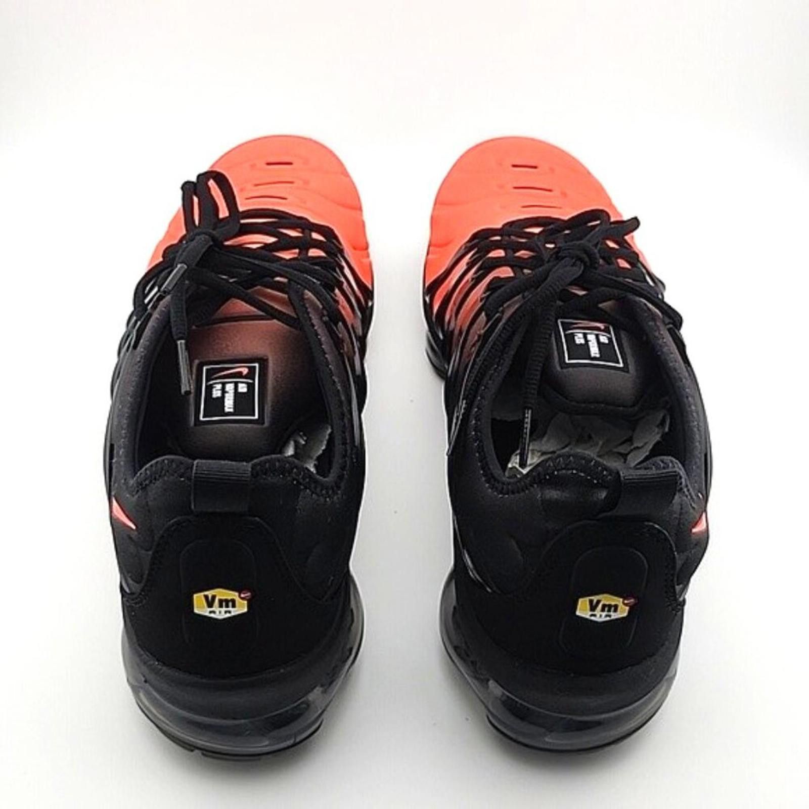 Nike Nike Air Vapormax Plus Bright Crimson Size US 10.5 / EU 43-44 - 4 Thumbnail