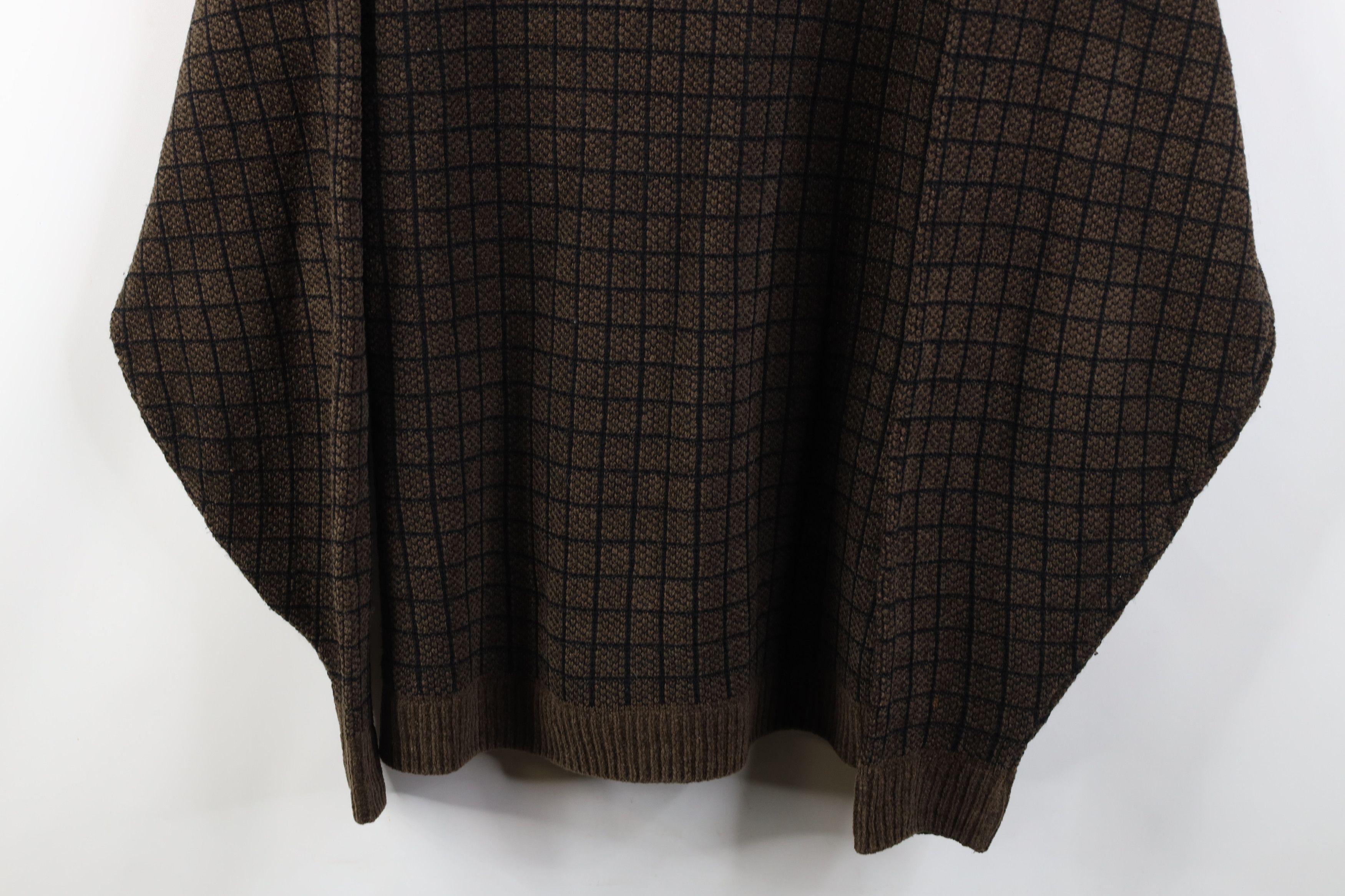 Vintage Vintage 90s Streetwear Fleece Crewneck Sweater Brown Plaid Size US L / EU 52-54 / 3 - 3 Thumbnail
