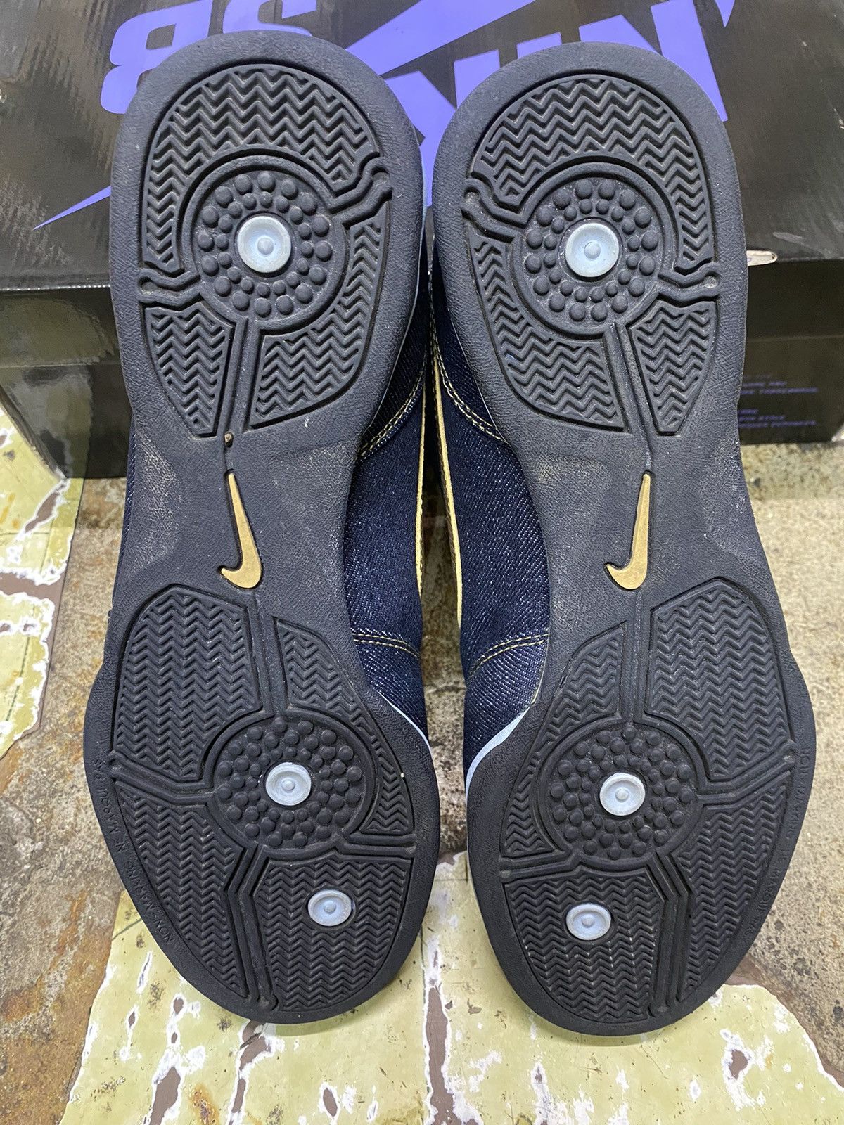Nike 2006 nike air zoom fc denim Size US 11 / EU 44 - 6 Thumbnail