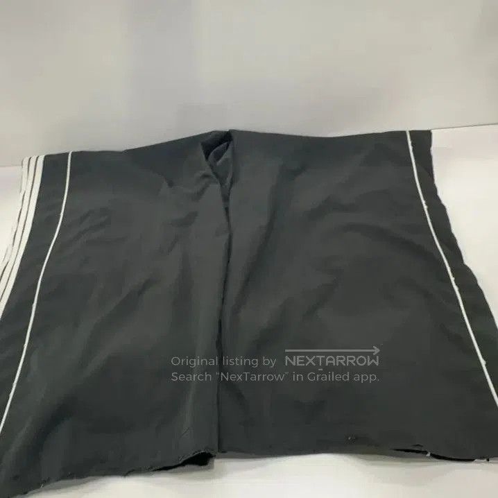 Balenciaga Balenciaga Black Tracksuit Trousers for Men. Size US 26 / EU 42 - 9 Thumbnail