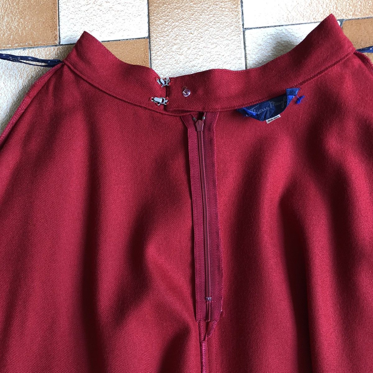 Thierry Mugler × Vintage vintage THIERRY MUGLER midi skirt Size 25" / US 0 / IT 36 - 8 Thumbnail