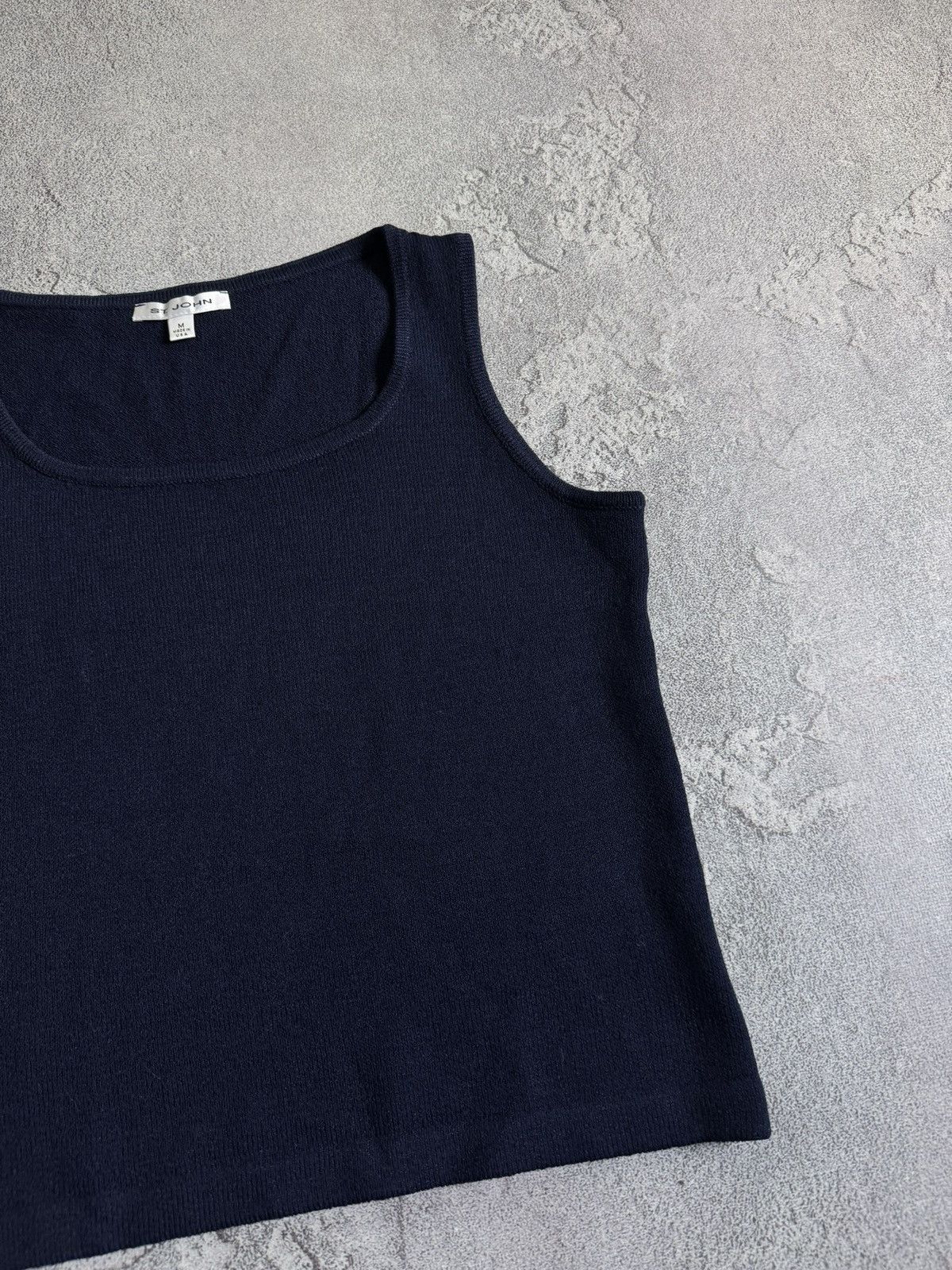 St. John St.john M/size dark blue tank top sleeveless casual Size M / US 6-8 / IT 42-44 - 9 Thumbnail