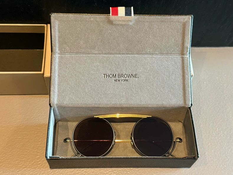 Thom Browne THOM BROWNE Round sunglasses tan lenses 2502-Nextarrow Size ONE SIZE - 3 Thumbnail