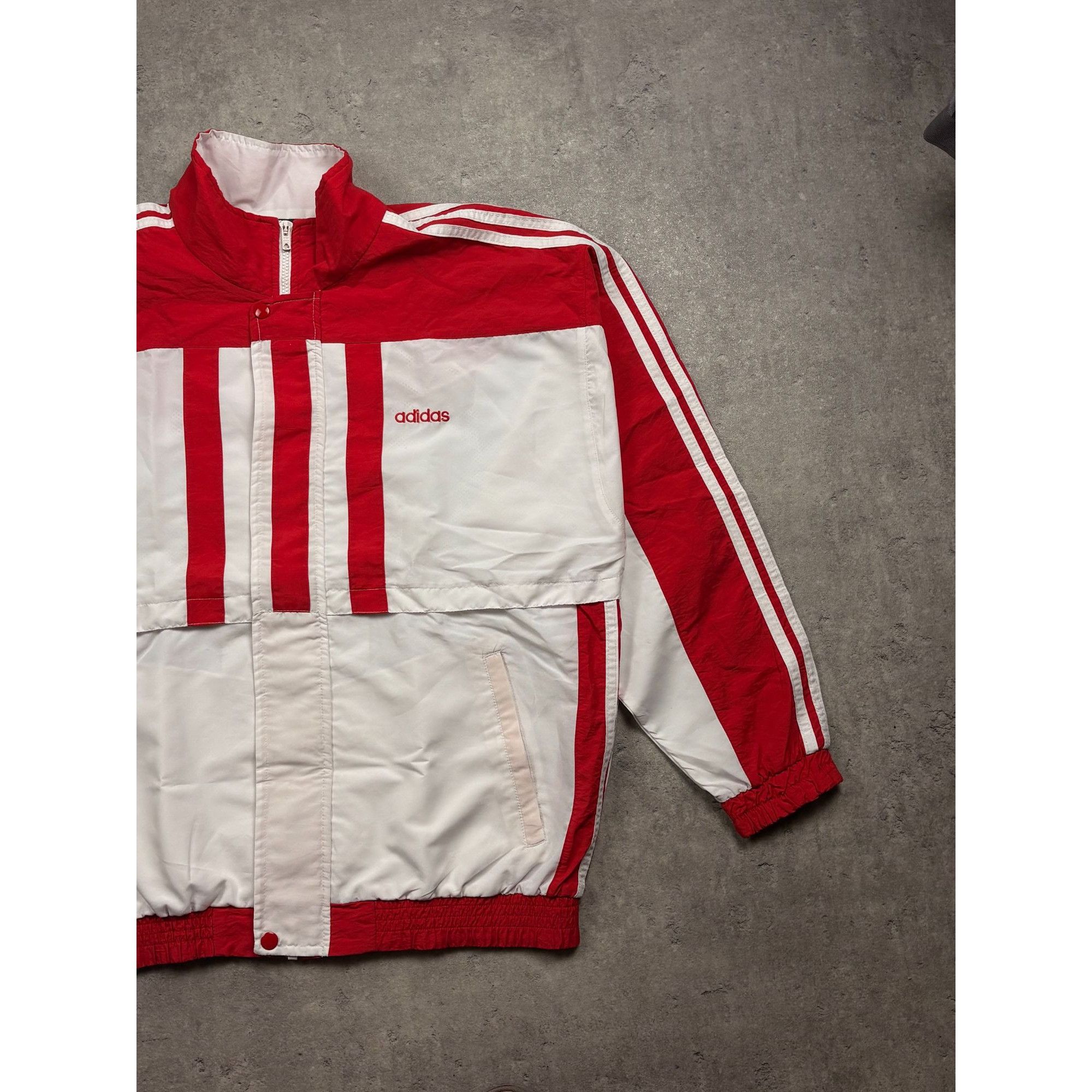 Adidas Adidas Red & White Vintage Taekwondo Jacket With Bold Stripe Size US L / EU 52-54 / 3 - 14 Thumbnail