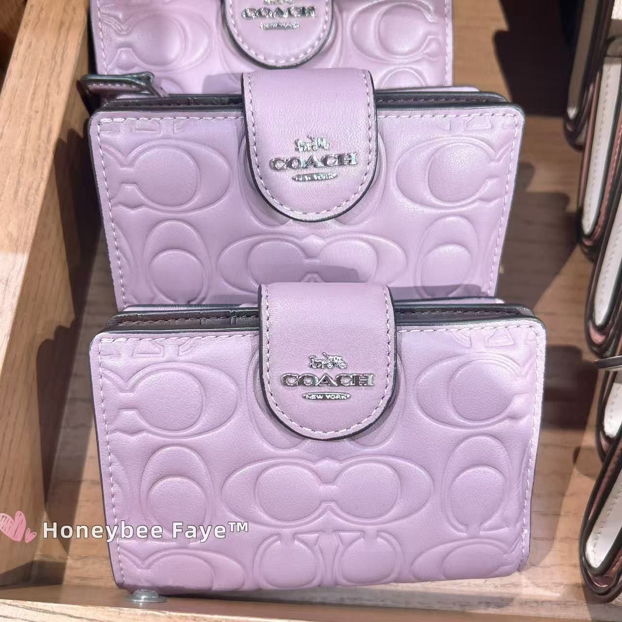 Coach Medium Corner Zip Wallet In Signature Leather CZ341 Size ONE SIZE - 4 Thumbnail