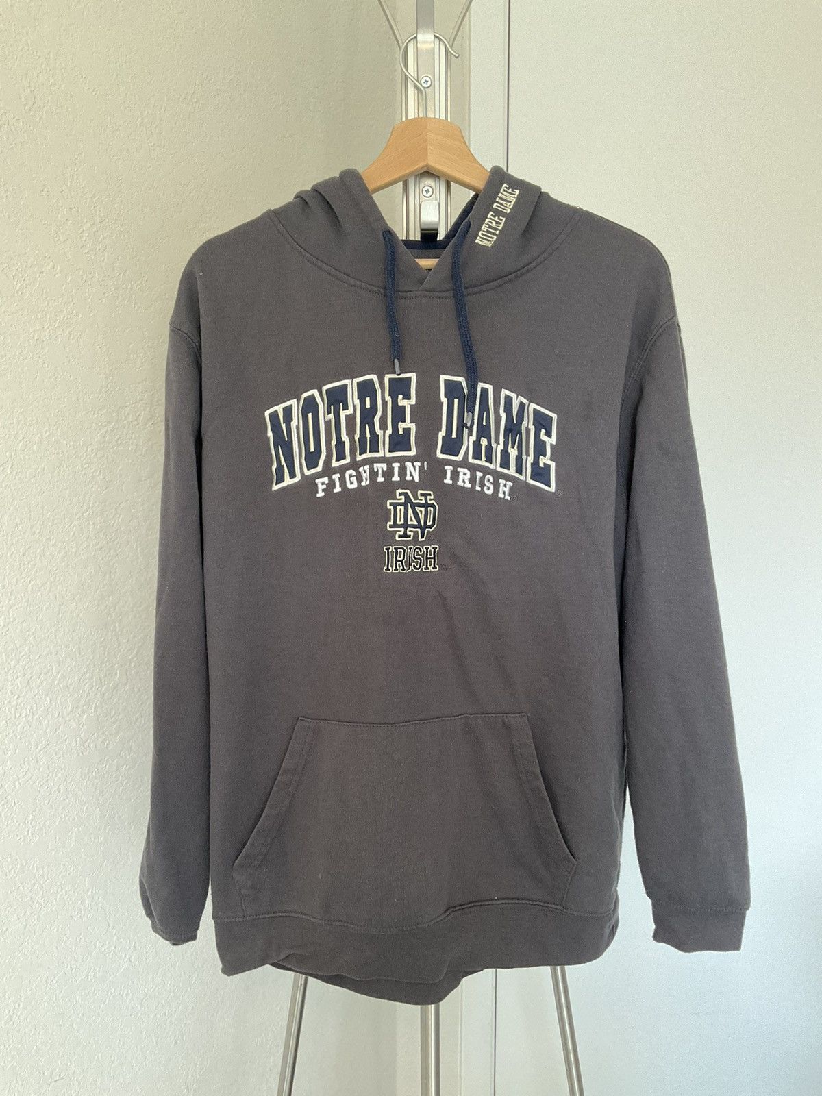 Colosseum Athletics × Vintage Notre Dame Grey Hoodie Sweatshirt Size US XL / EU 56 / 4 - 1 Thumbnail