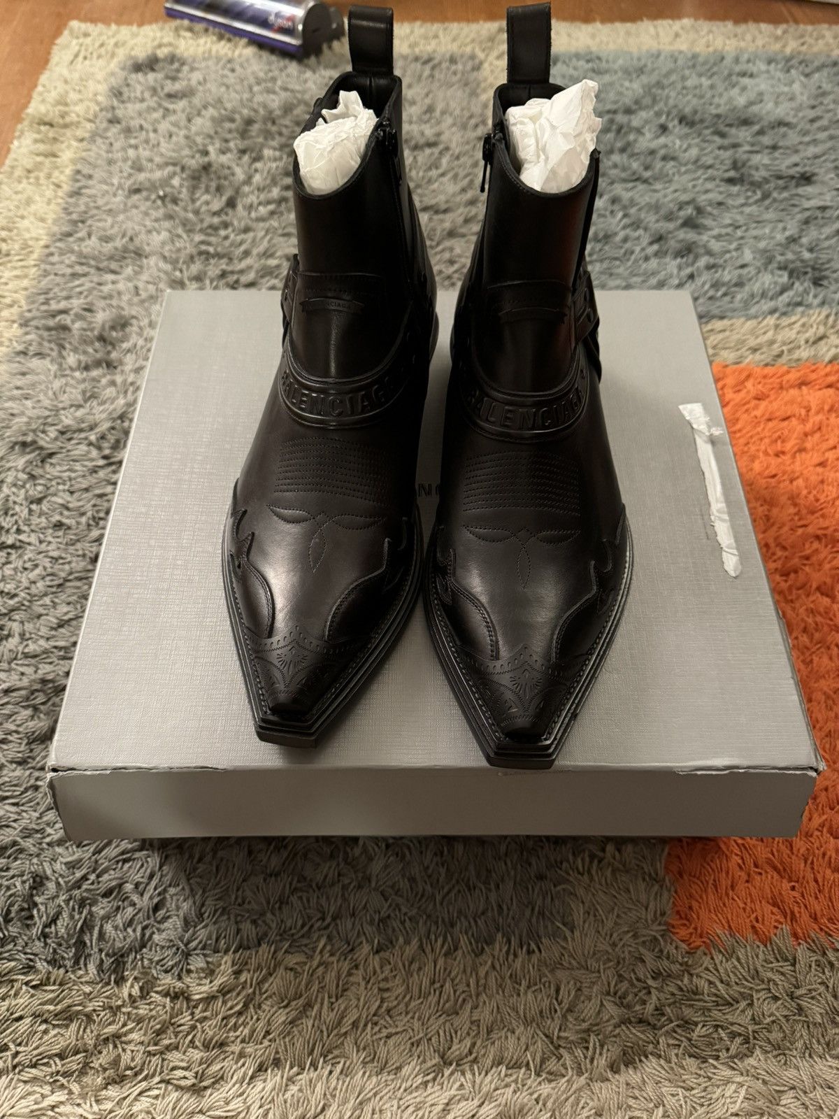 image of Balenciaga Santiags 2019 Spring/summer Shoes in Black, Men's (Size 8)