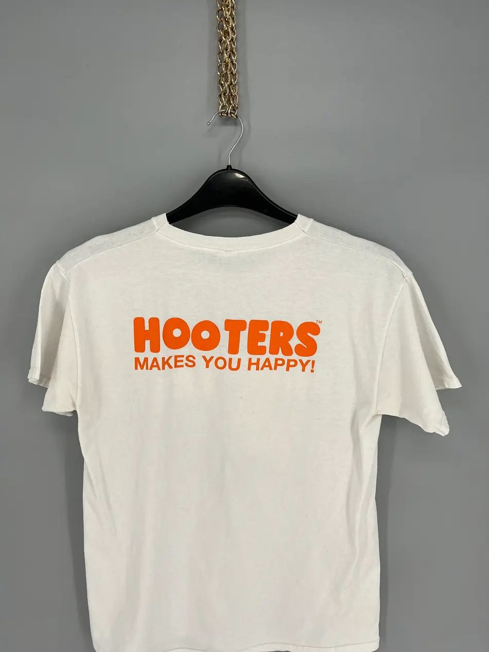Band Tees Vintage Y2K Hooters "Nottingham United Kingdom" Band tee Size US M / EU 48-50 / 2 - 9 Thumbnail