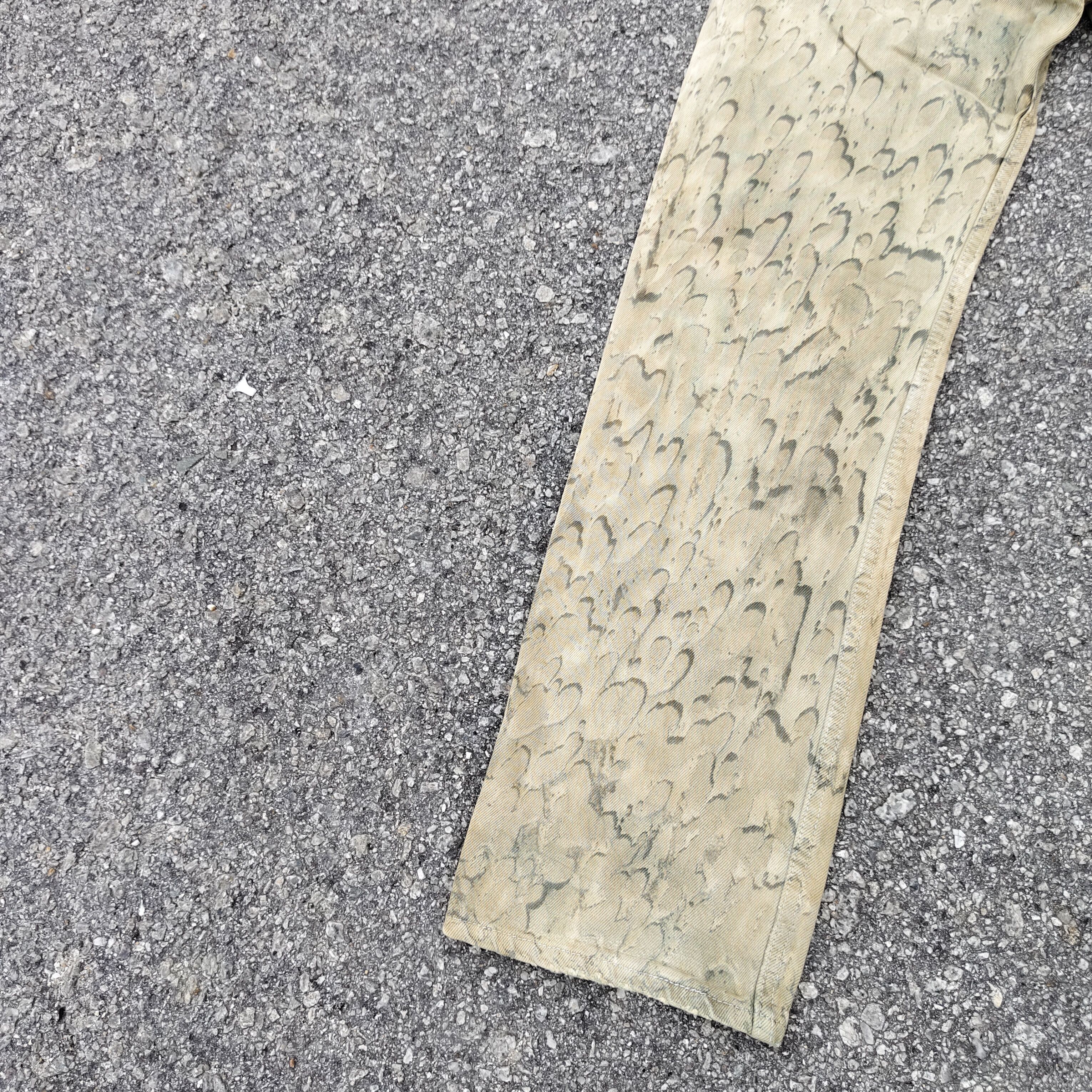Levi's Vintage 90s Levi's 501 Abstract Camo Camouflage Design Jean Size US 30 / EU 46 - 10 Thumbnail