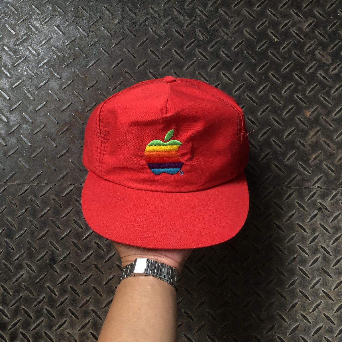 Apple Vintage Apple Har Mac Macintosh Computer Red Snapback Hat Size ONE SIZE - 2 Thumbnail