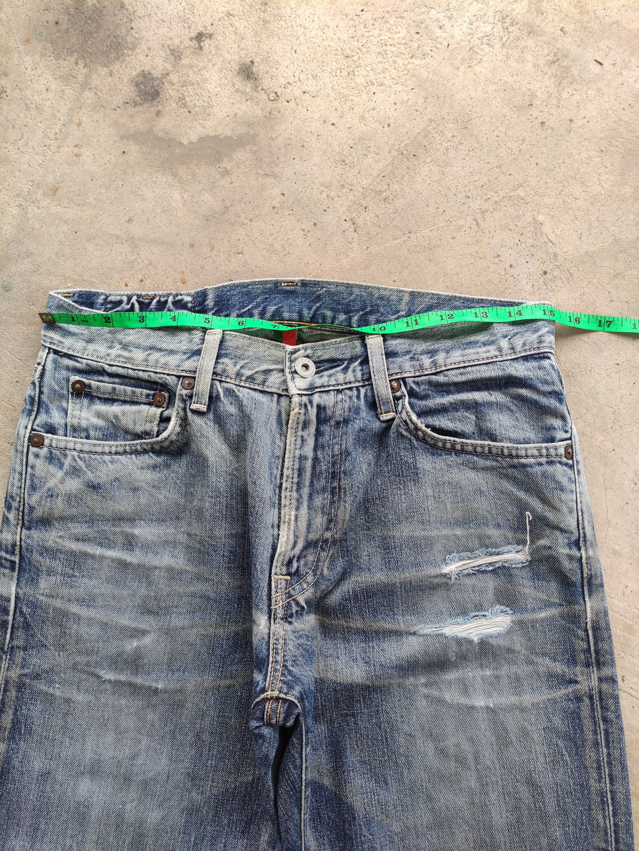 Japanese Brand Vintage Japanese Jean Distressed Faded Denim Size US 31 - 6 Thumbnail