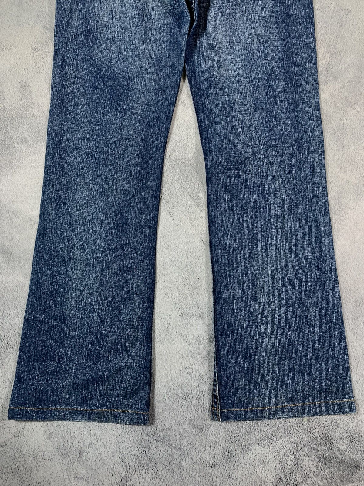 Vintage Vintage Y2K Japanese low rise bootcut faded denim jeans 30 Size 30" / US 8 / IT 44 - 3 Thumbnail