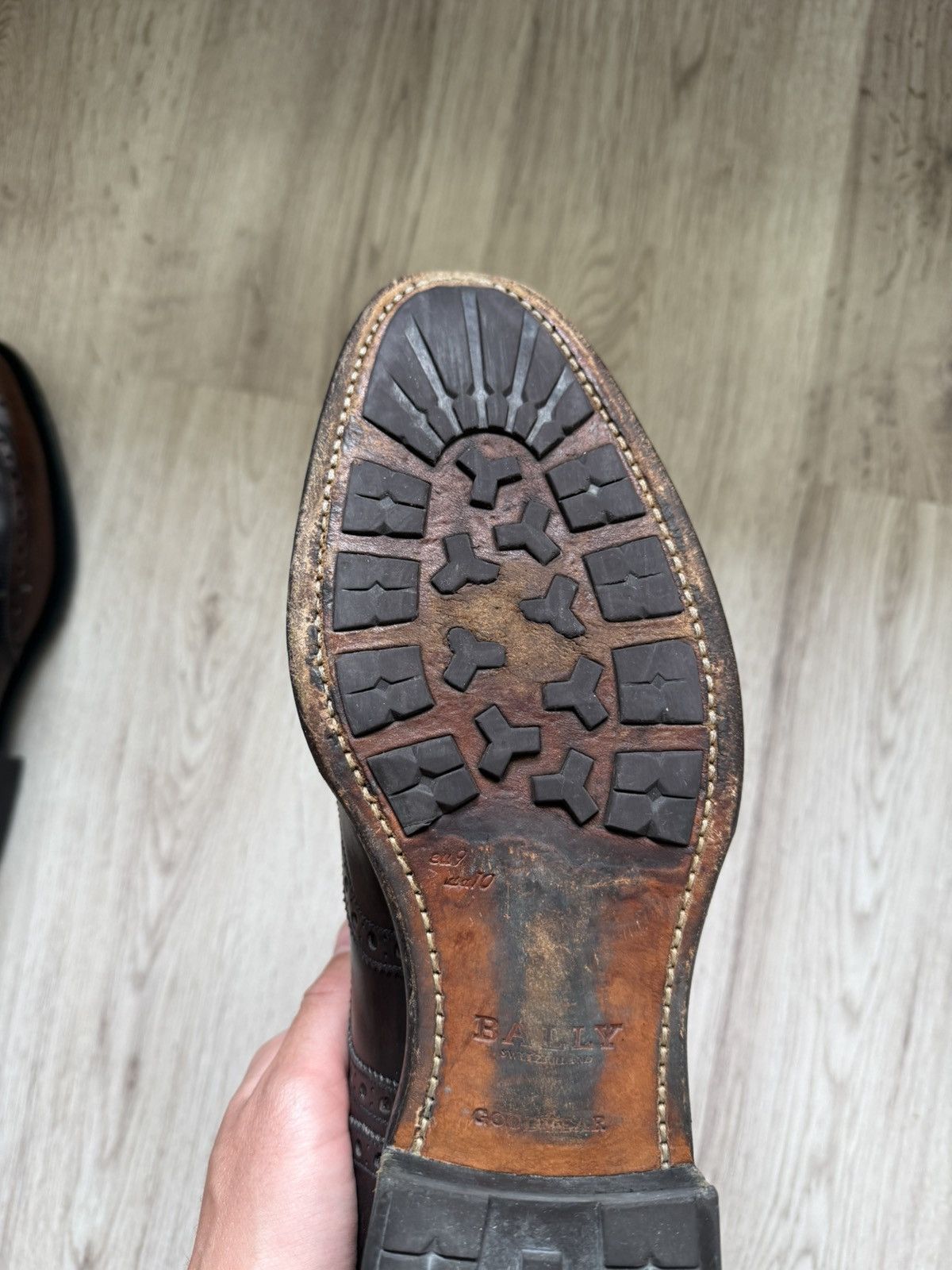 Bally Bally Mens Leather Brogues Goodyear Welted Brown Patina Size US 10 / EU 43 - 17 Thumbnail