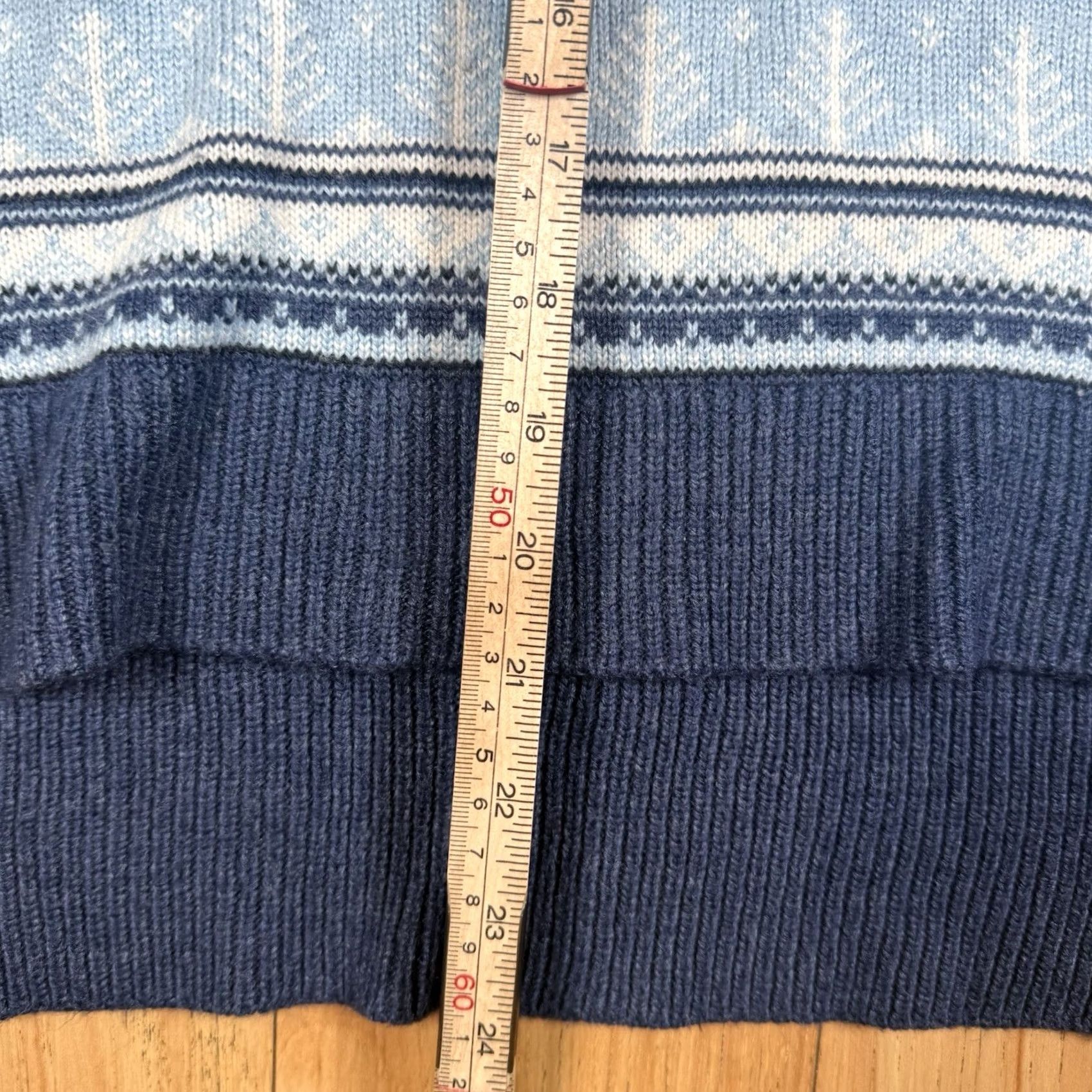 Tommy Hilfiger VINTAGE Tommy Hilfiger Sweater Mens M Crewneck Blue Geometric Nordic Pullover Pattern Size US M / EU 48-50 / 2 - 8 Thumbnail