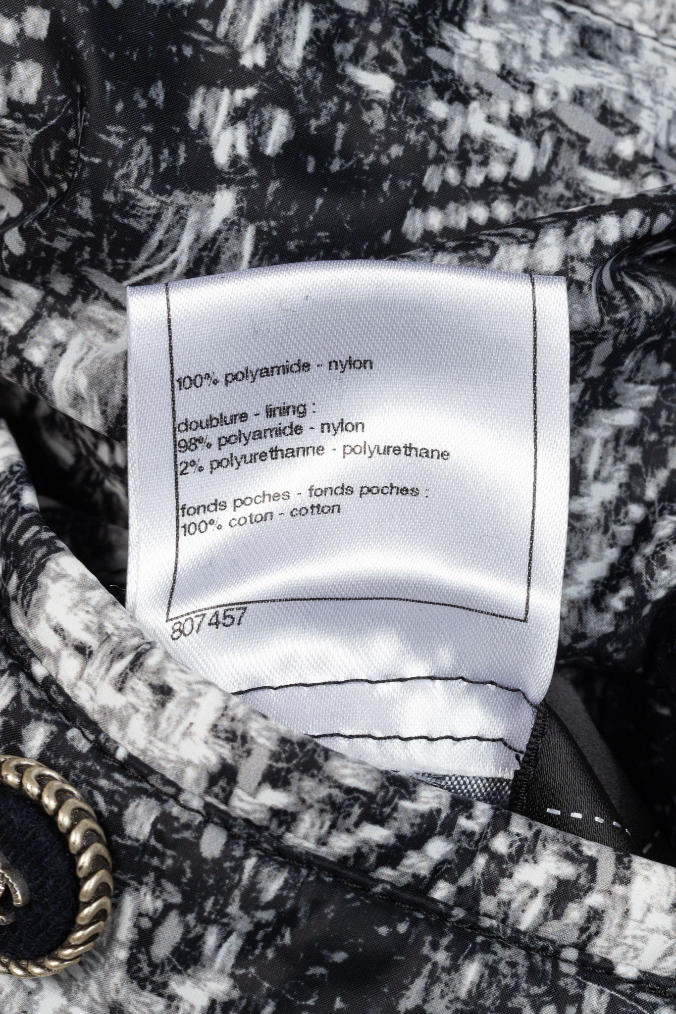 Chanel Chanel Reversible Grey Tweed-Printed & Black Nylon Jacket Size L / US 10 / IT 46 - 18 Thumbnail