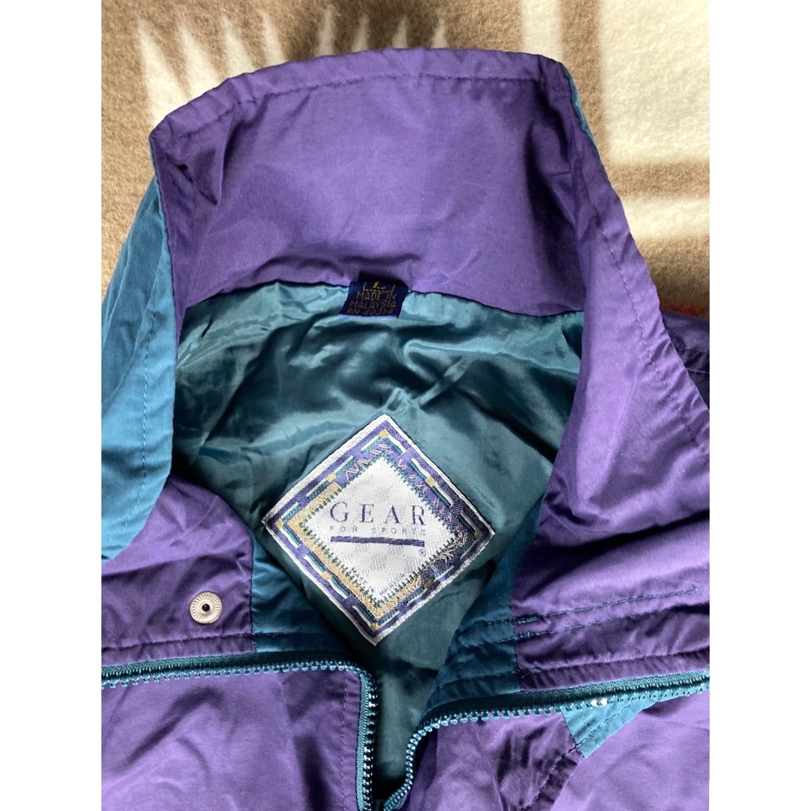 AQUA VINTAGE Gear For Sports Windbreaker Jacket 90s Purple Aqua Mens L Logo Jacket Mens L Purple 90s Windbreaker Gear For Sports Logo Size US L / EU 52-54 / 3 - 2 Thumbnail