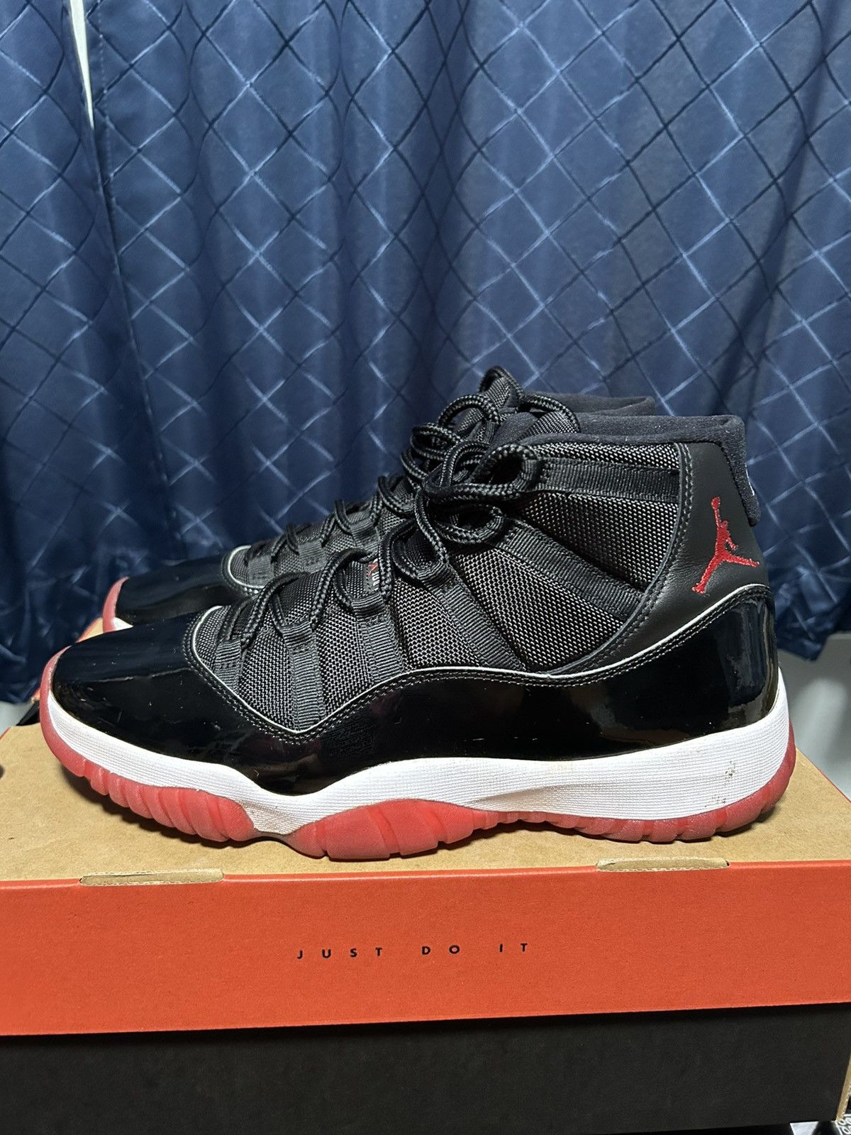 Jordan Brand Bred 11s Size US 12 / EU 45 - 1 Thumbnail