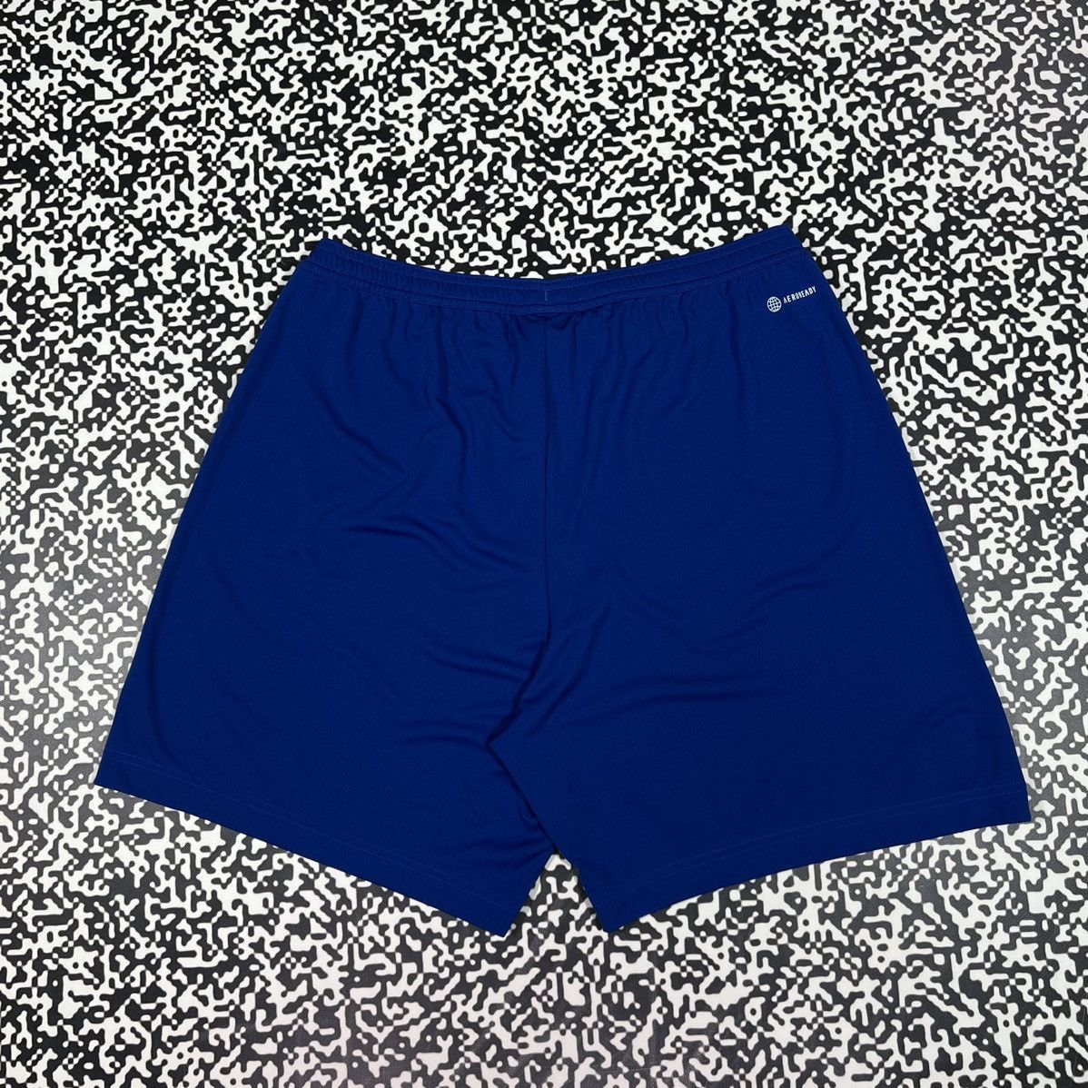 Adidas Vintage Y2K Adidas Sports Style Retro Casual Basic Shorts Size US 37 - 7 Thumbnail