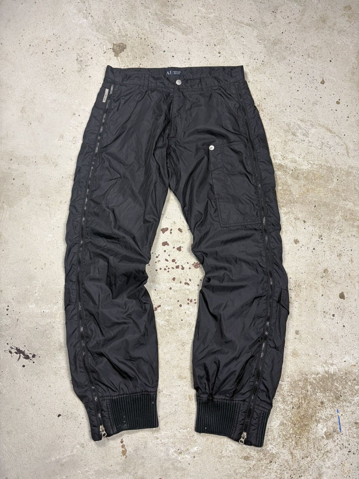 Giorgio Armani 2000s Armani Jeans Black Baggy Full Zip Cargo Track Pants Size US 33 - 1 Thumbnail