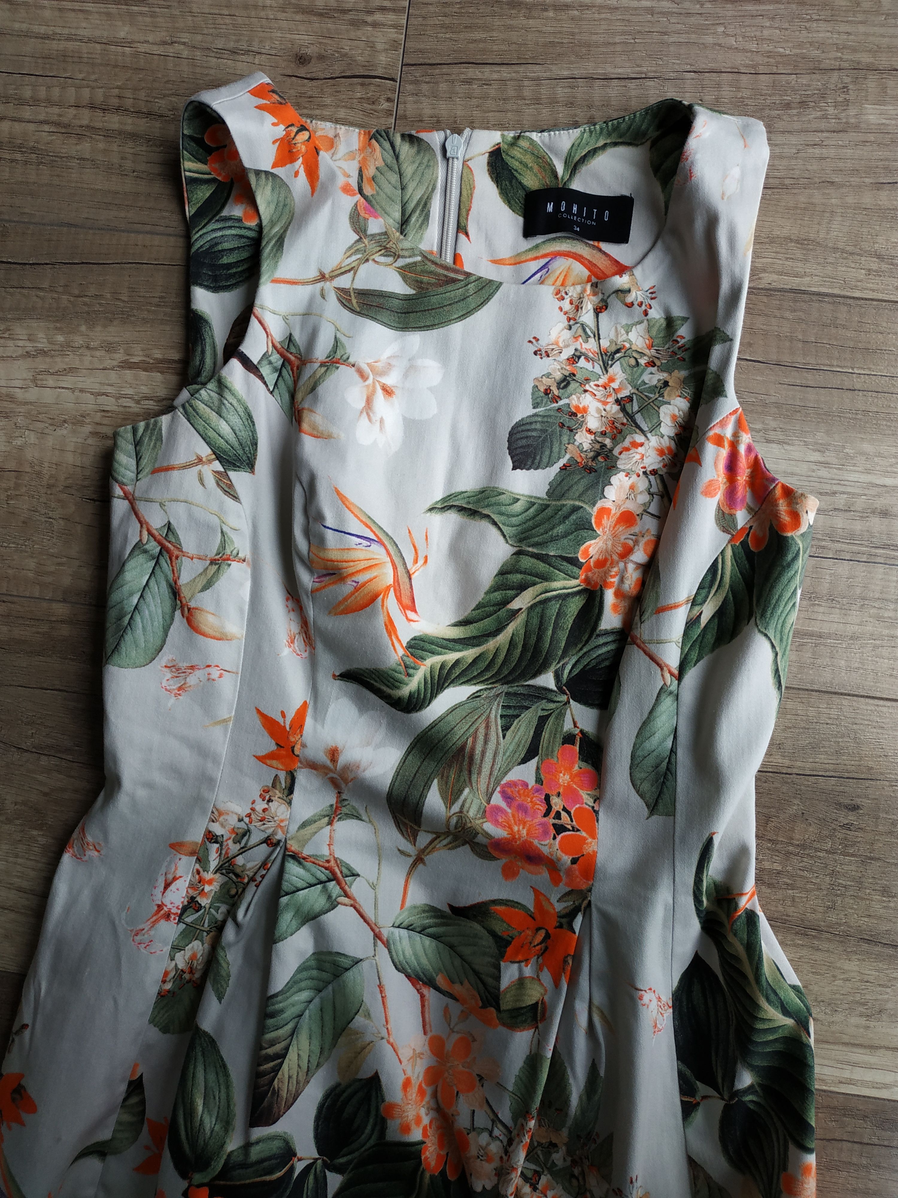 Designer MOHITO Women's Floral Print Midi A-Style Dress, s. 34 (XS-S) Size XS / US 0-2 / IT 36-38 - 2 Thumbnail