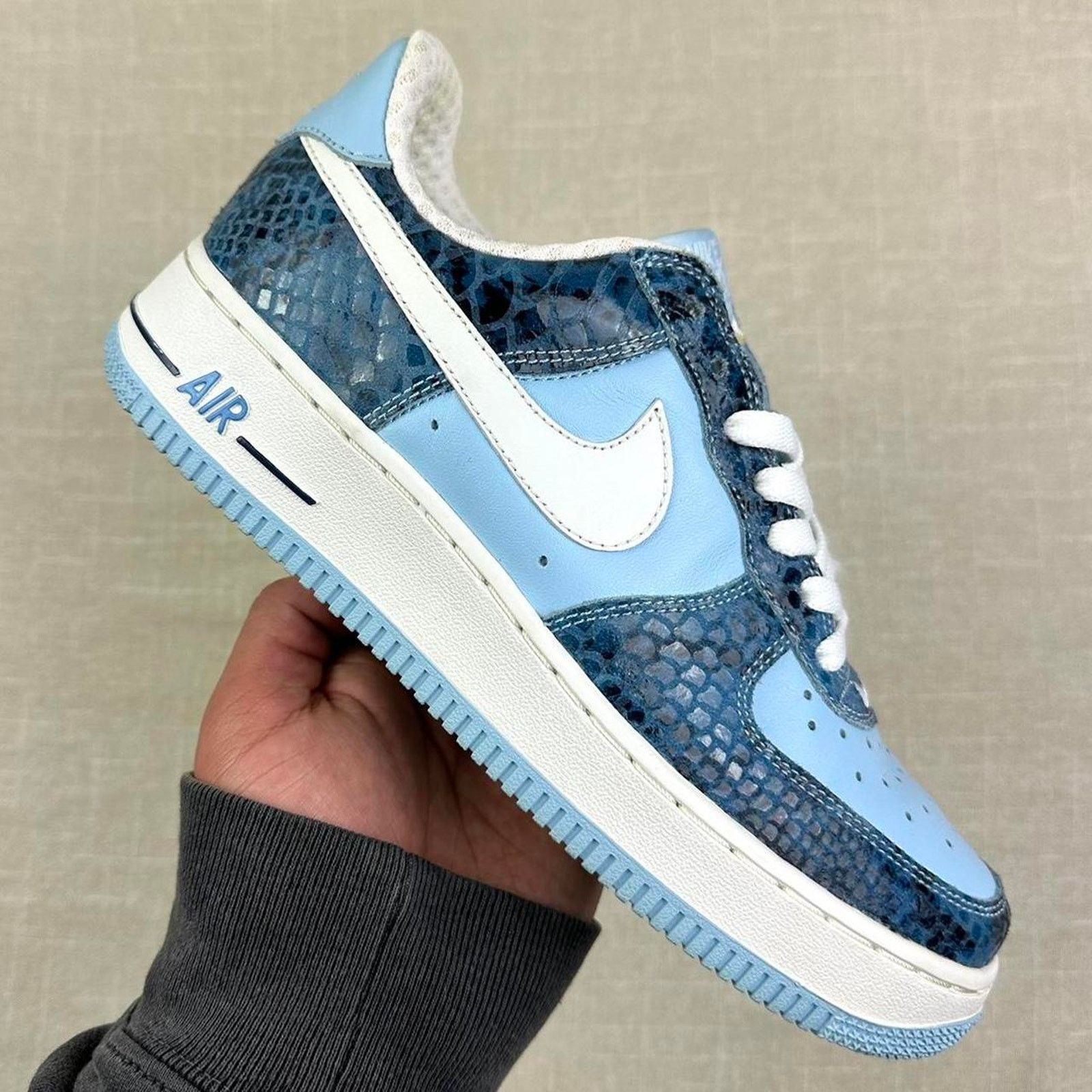 Nike 2006 Nike Air Force 1 Low “Ice Blue” Size US 8 / IT 38 - 1 Thumbnail