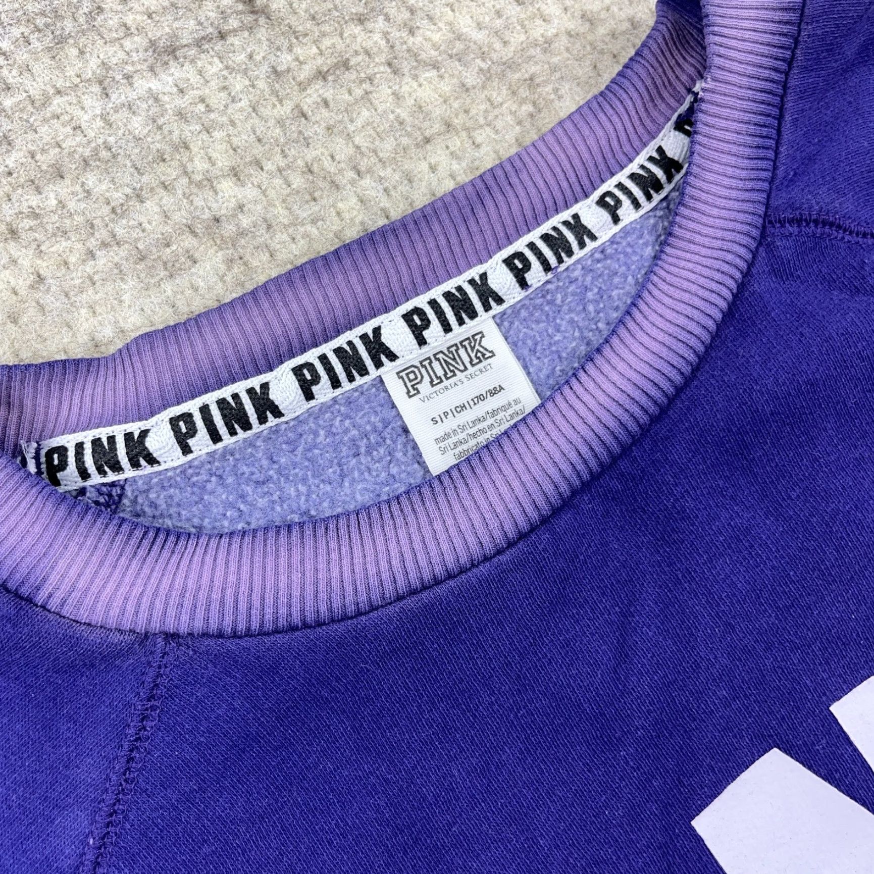 Victoria's Secret Victoria's Secret PINK Sweatshirt Women S Purple Crewneck Spellout Retro Y2K Size S / US 4 / IT 40 - 6 Thumbnail