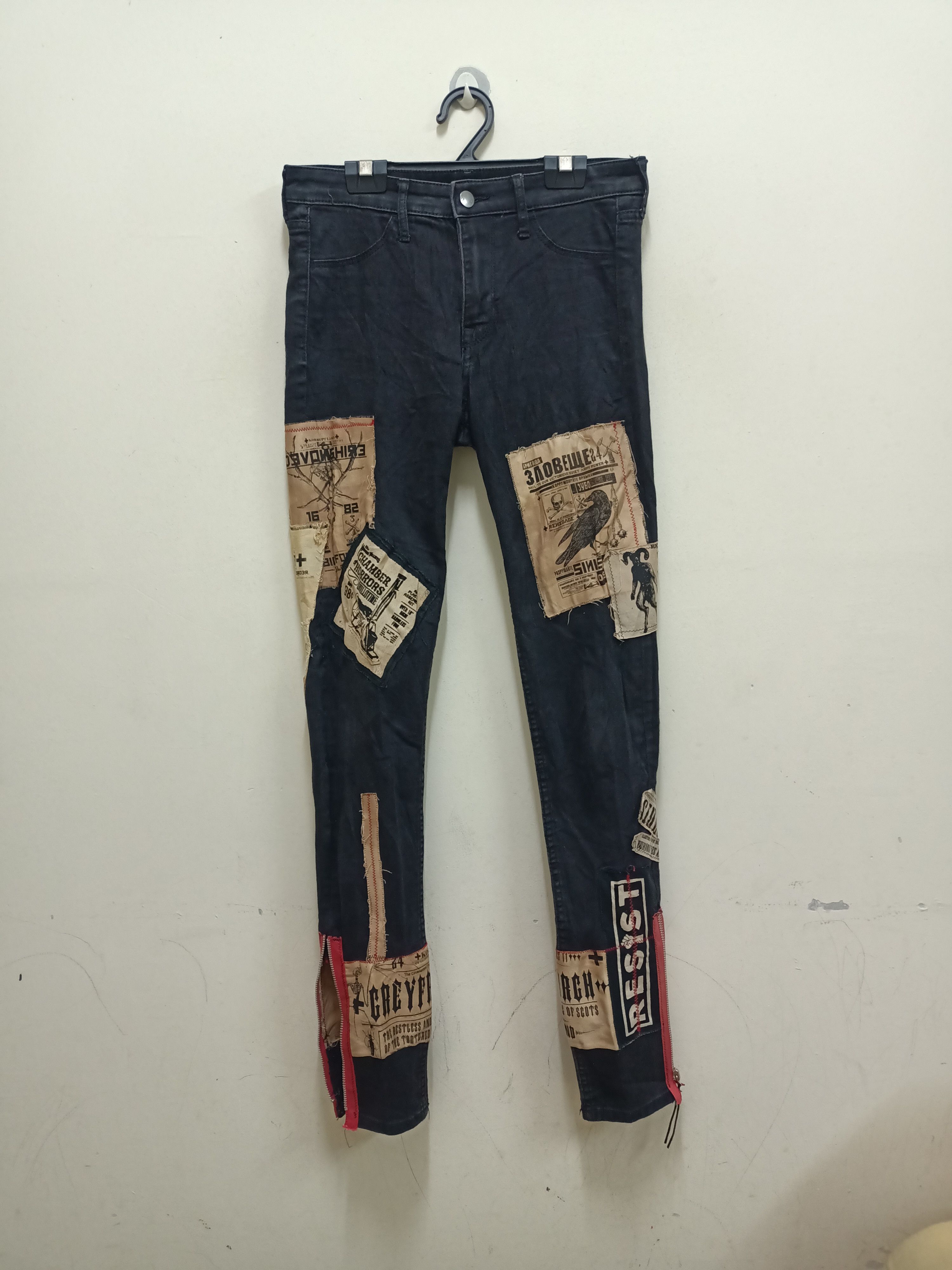 Other Rare custom korrupt label patch skinny ankle jeans Size US 30 / EU 46 - 1 Thumbnail