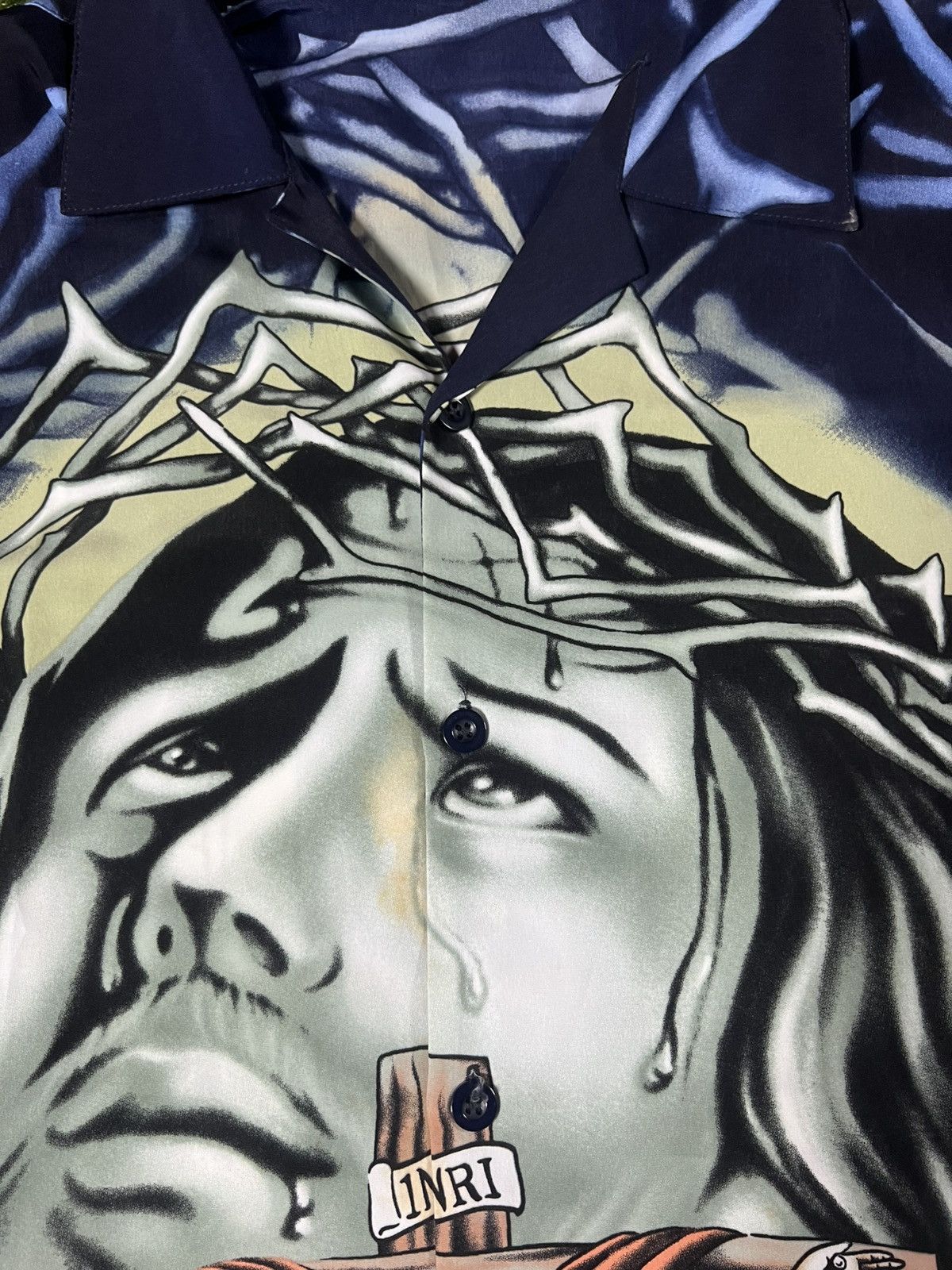 Vintage Vintage 90’s All Over Print Jesus Our Lord Button Up Tee Size US XL / EU 56 / 4 - 2 Thumbnail