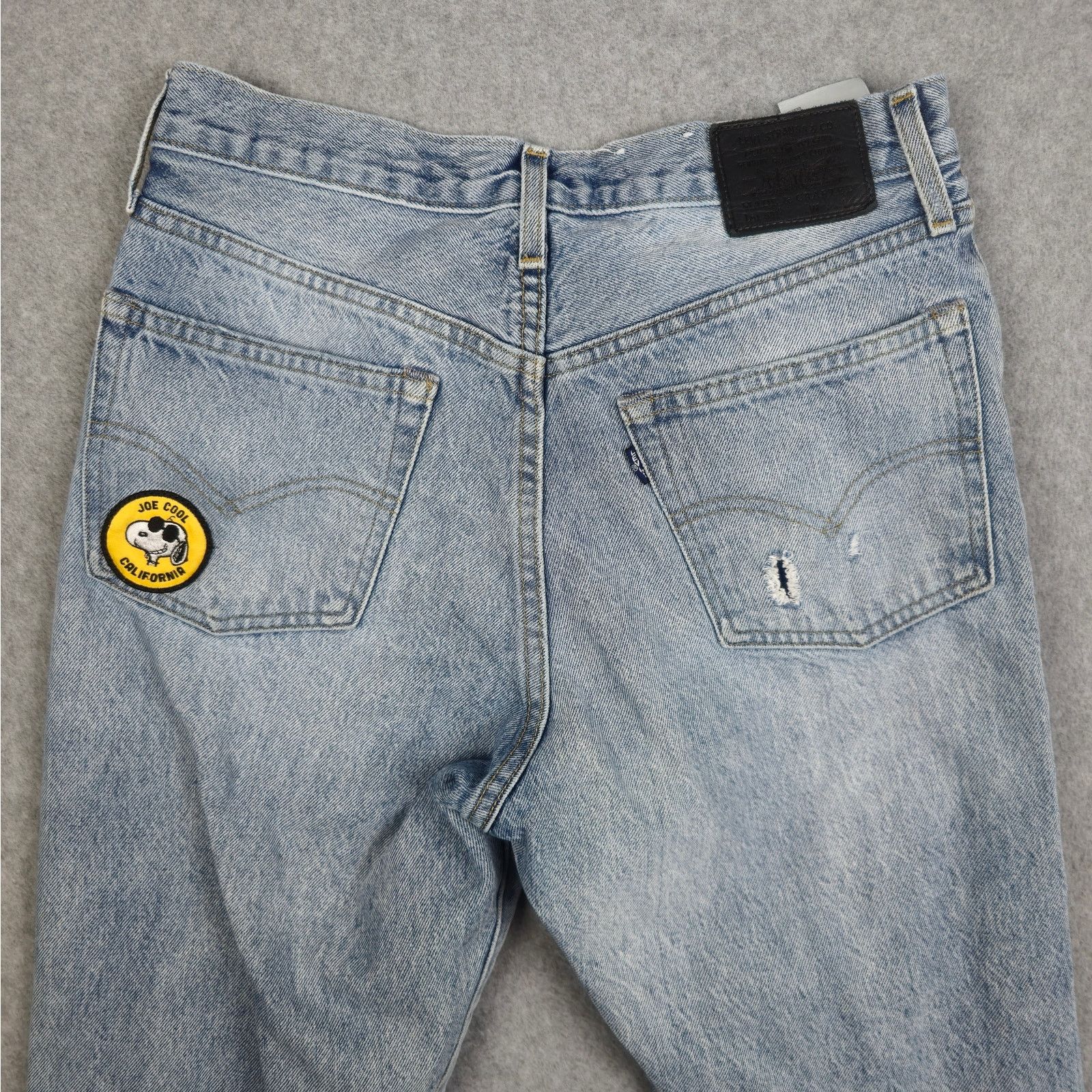 Levi's Levi's 501 Jeans 28x28 Button Fly Joe Cool Snoopy Patch Size US 28 / EU 44 - 9 Thumbnail