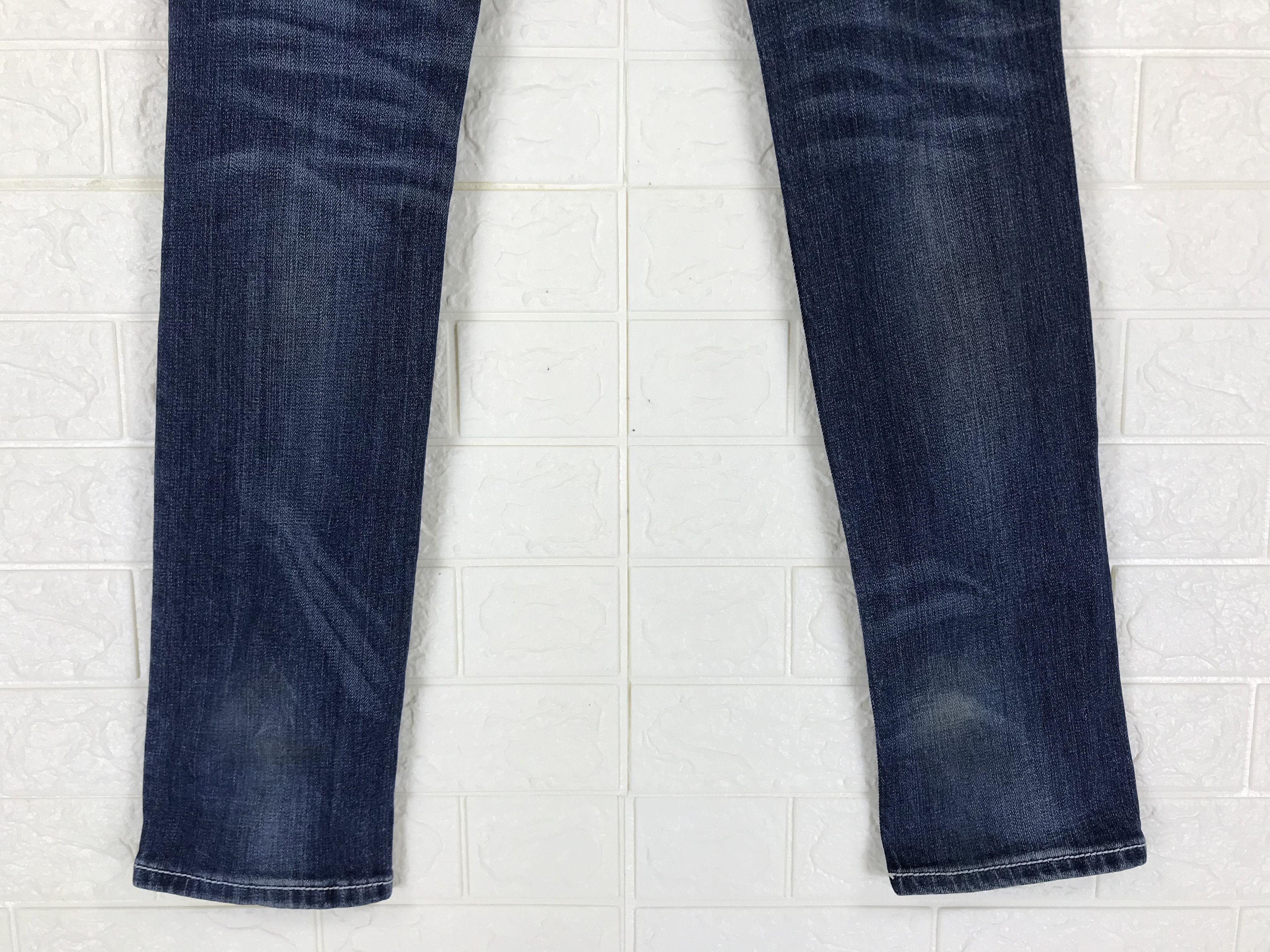 Miss Me Miss Me Cross Stud Jeans Size 29" - 4 Thumbnail