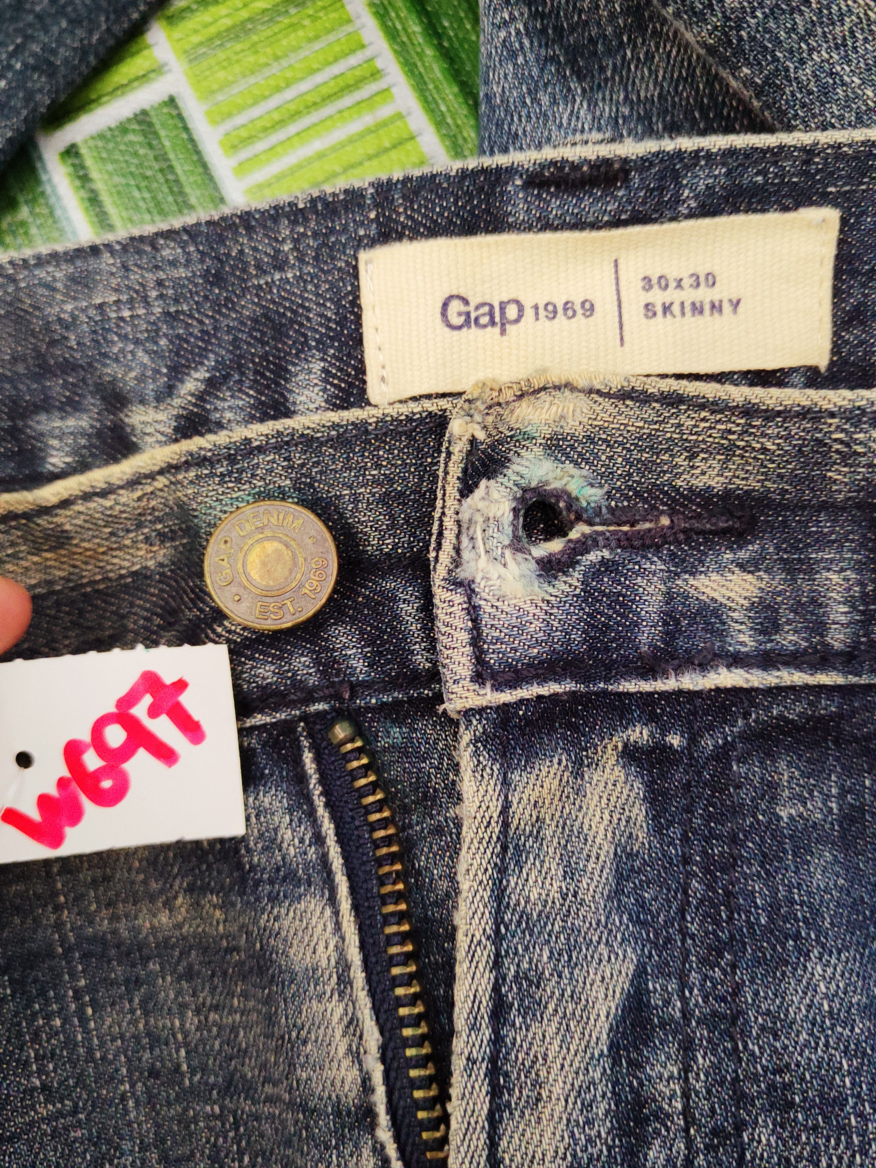 Gap Gap skinny Blue Distressed Ripped Jeans #W697 Size US 31 - 16 Thumbnail