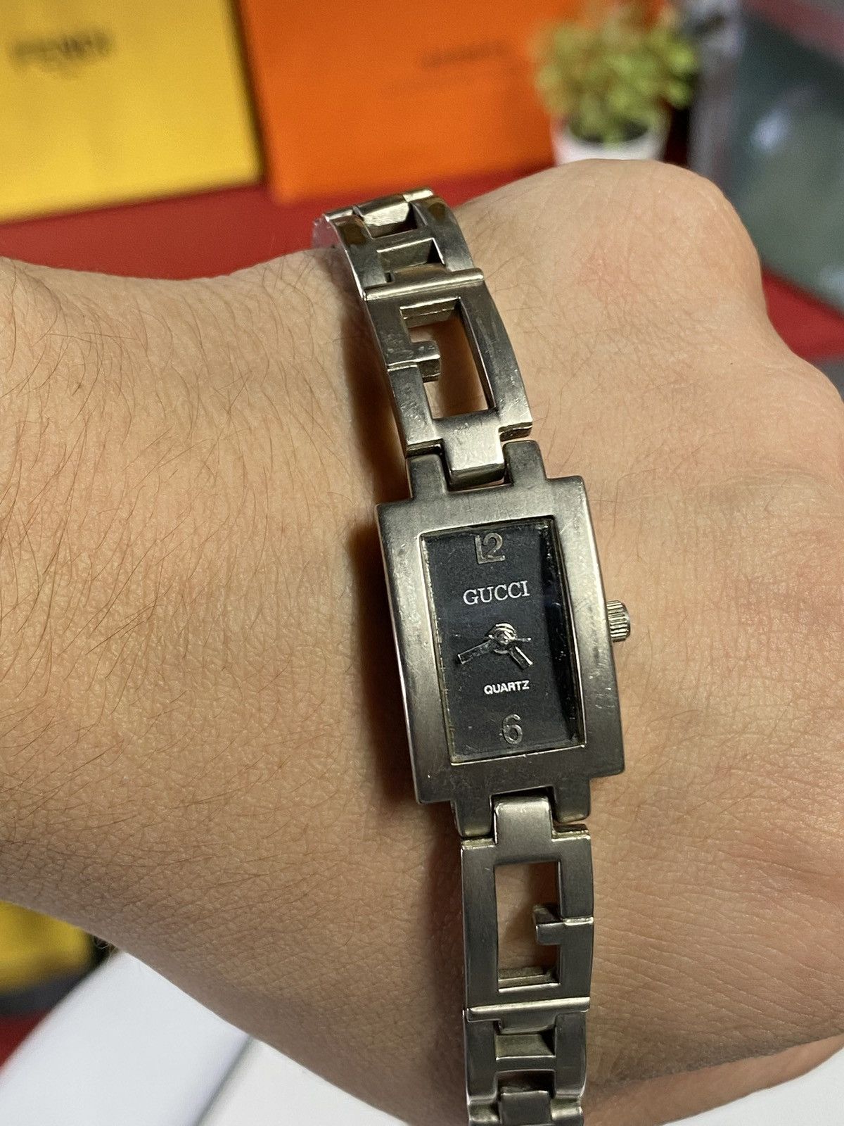 Gucci Gucci GG Stainless Steel Women’s Watch Preowned Size ONE SIZE - 2 Thumbnail