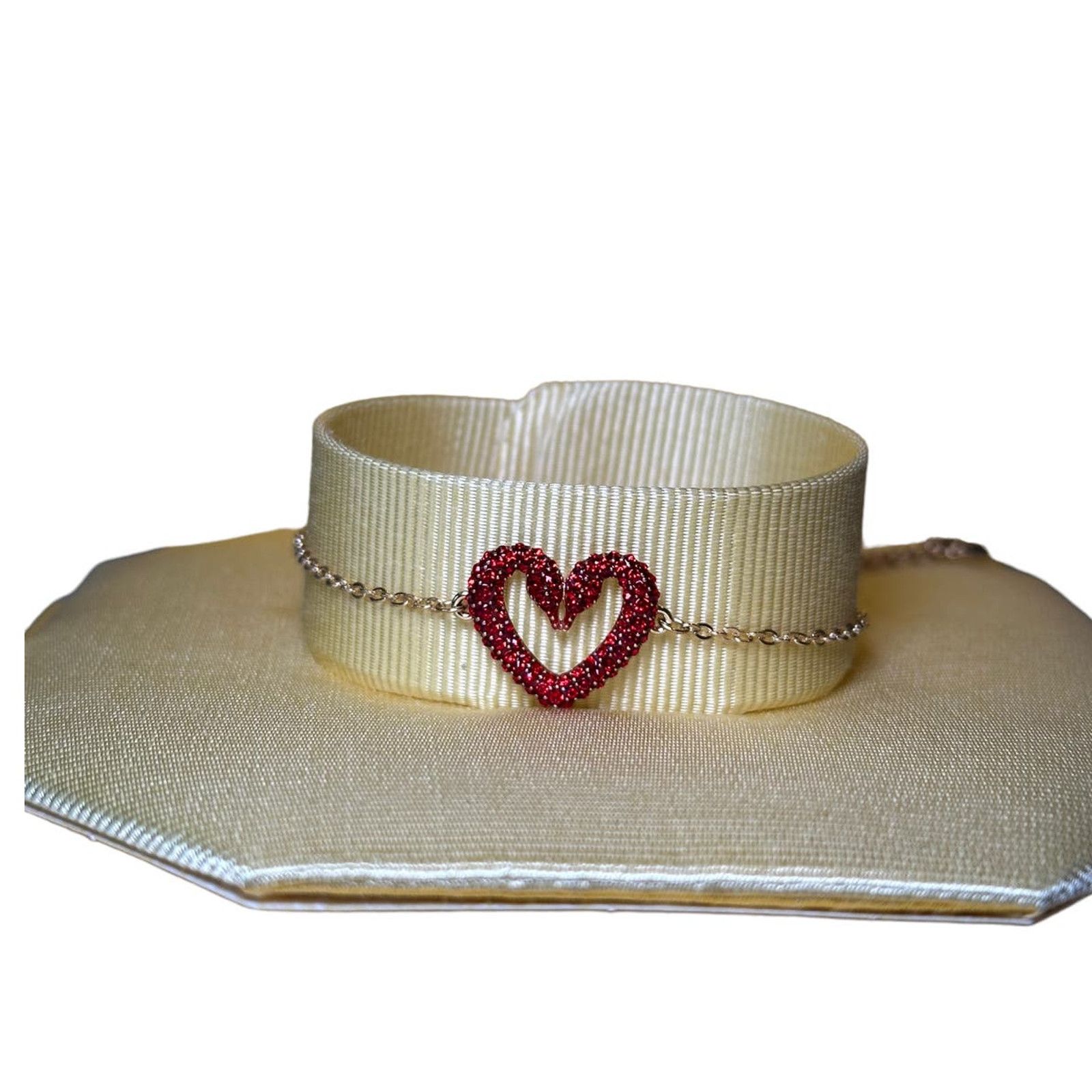 Swarovski Swarovski Una bracelet Heart, Small, Red, Gold-tone plated Size ONE SIZE - 4 Thumbnail