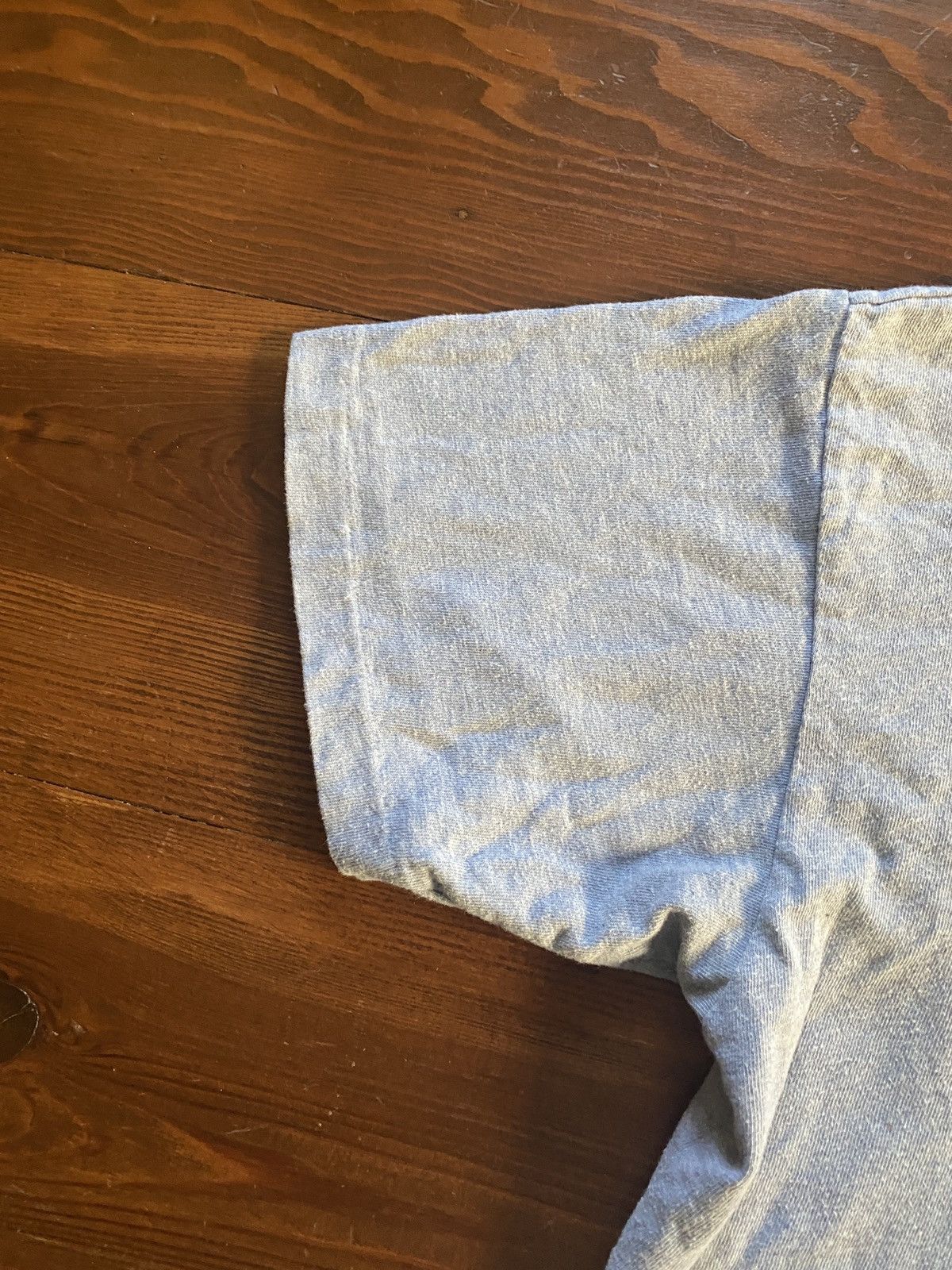 Vintage Vintage 90’s Lake Moraine Canada Single Stitch Tee Size US L / EU 52-54 / 3 - 7 Thumbnail