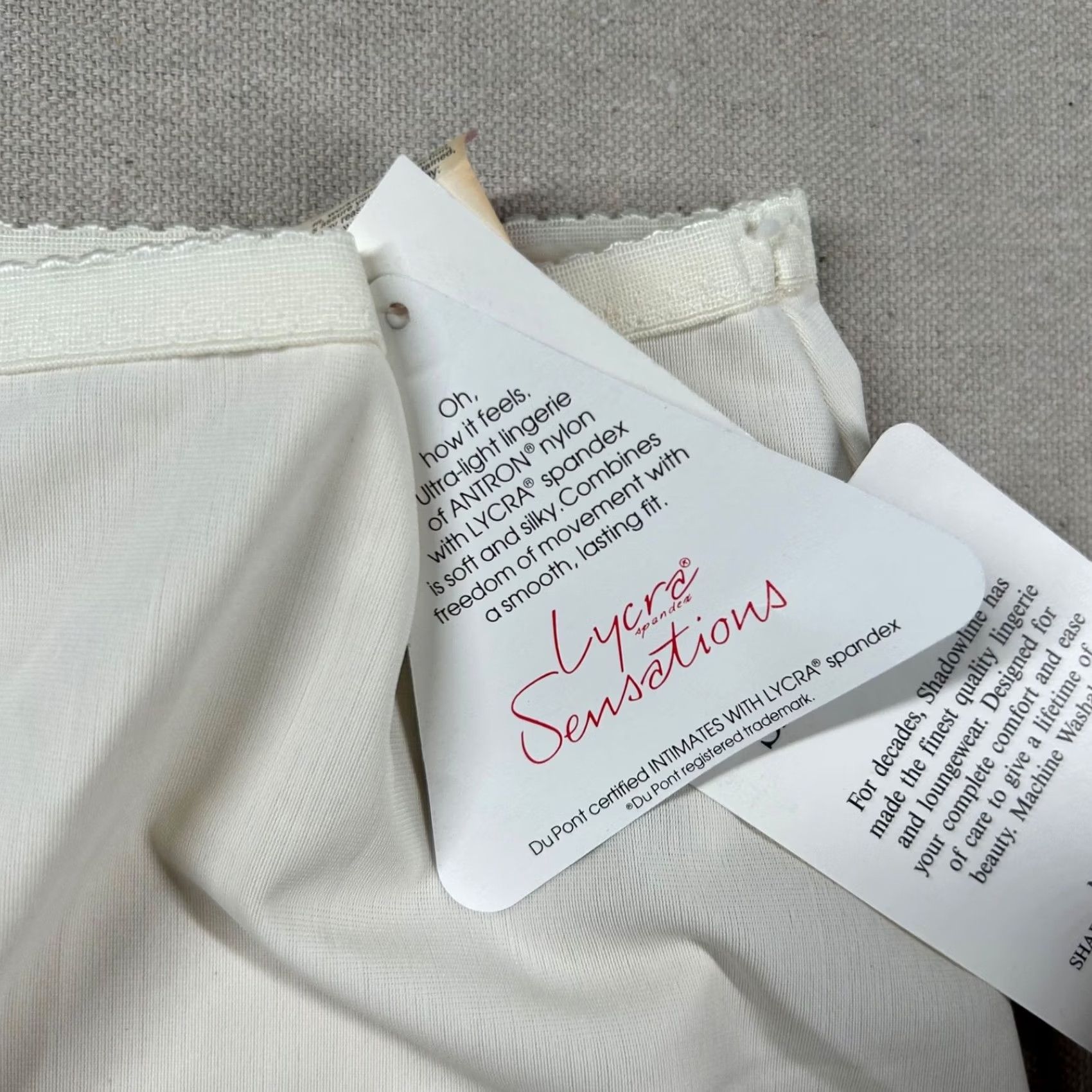 Vintage VINTAGE Shadowline Lingerie Womens L Nylon Lycra Ultralight Granny Panty 70s 80s Ivory Size 36" / US 14 / IT 50 - 5 Thumbnail