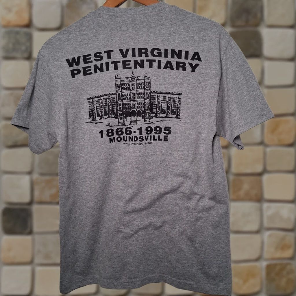 Jerzees VINTAGE West Virginia Penitentiary Shirt Medium Gray Moundsville Historic Prison Jail Size US M / EU 48-50 / 2 - 1 Thumbnail