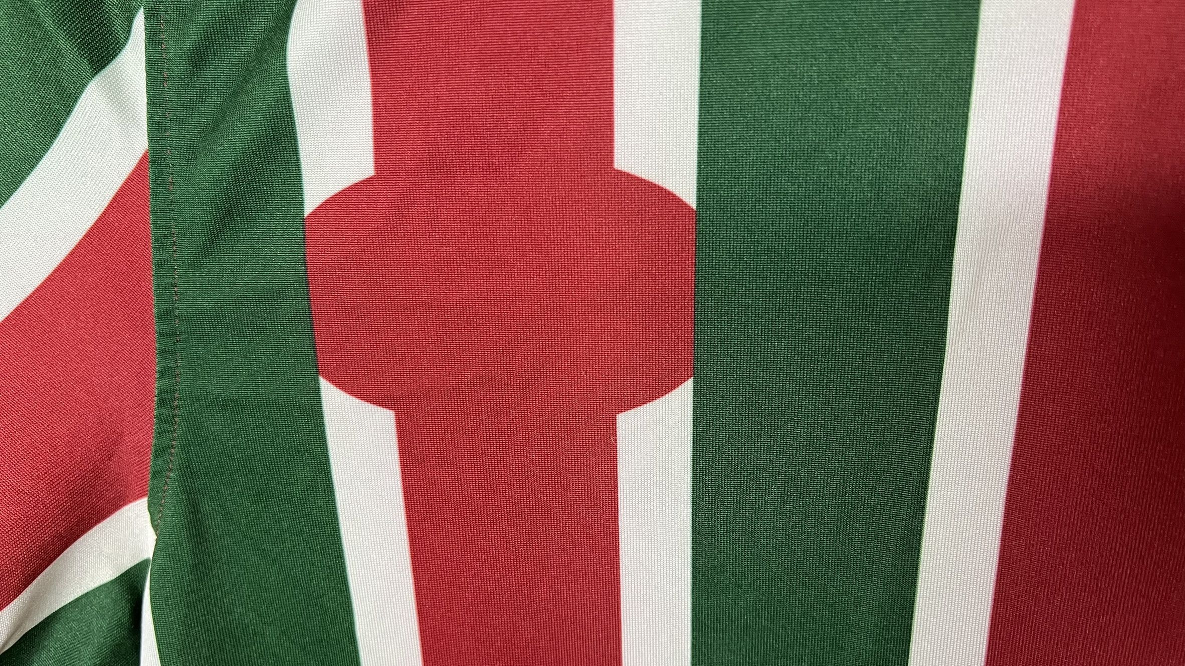 Under Armour FLUMINENSE 2017 2018 HOME FOOTBALL SHIRT SOCCER JERSEY Size US M / EU 48-50 / 2 - 4 Thumbnail