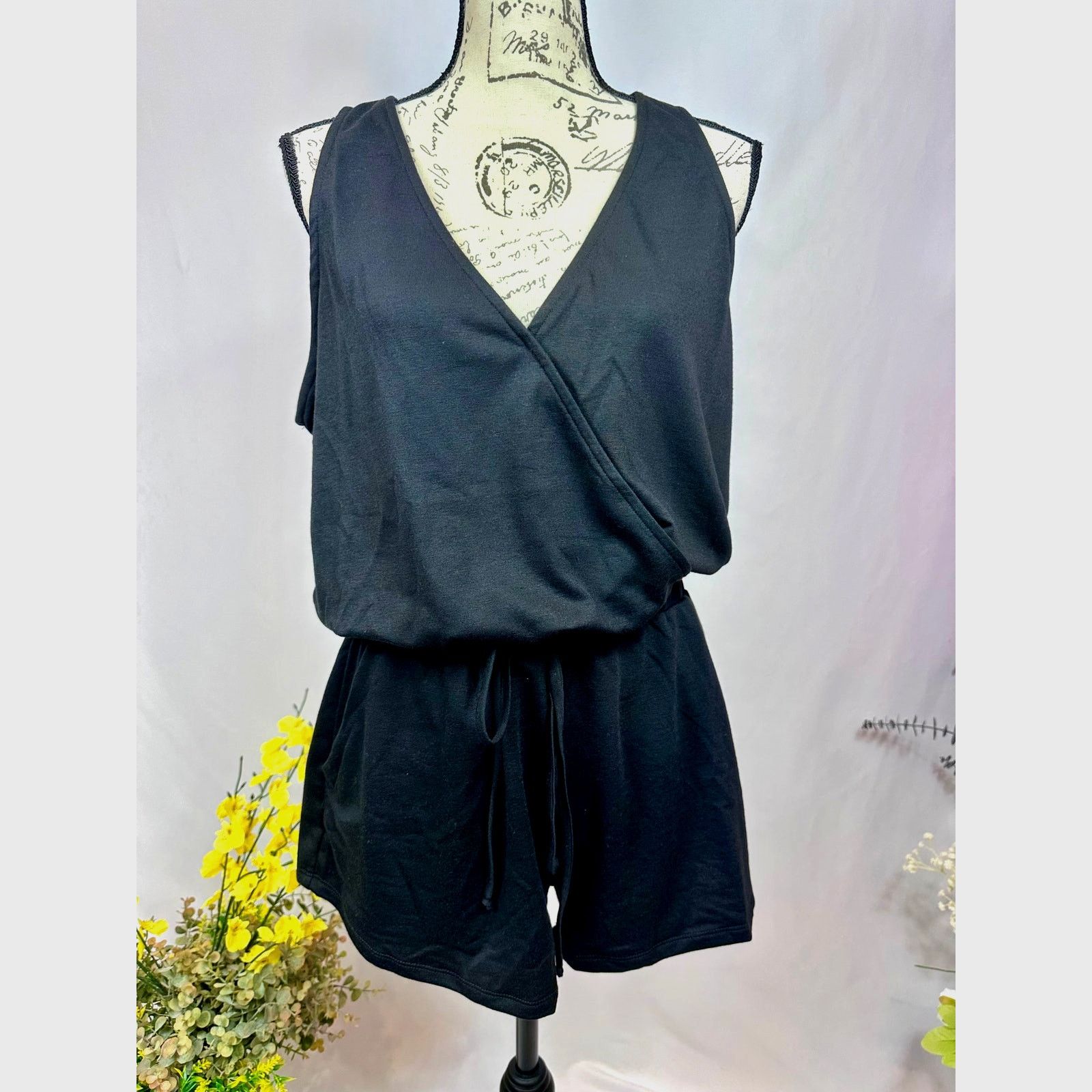 Other LBLC the Label Lauren Romper Drawstring Waist Pocket Black M Size 27" / US 4 / IT 40 - 6 Thumbnail